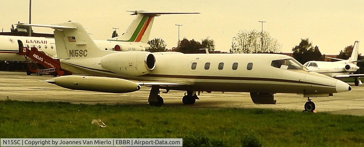 N15SC, 1977 Gates Learjet 35A C/N 139, ex-slide