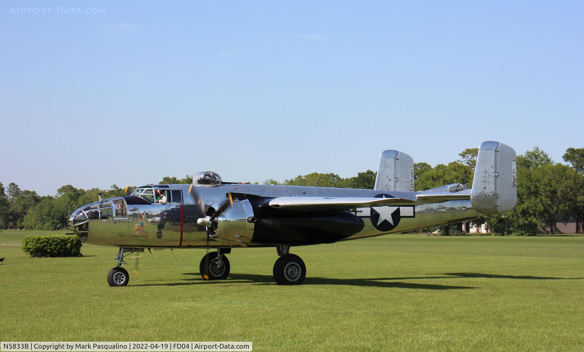 N5833B, 1945 North American B-25J Mitchell Mitchell C/N 108-47735, North American B-25J