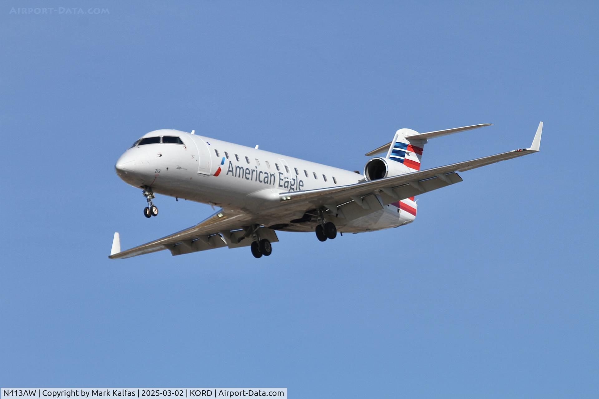 N413AW, 2001 Canadair CRJ-200LR (CL-600-2B19) C/N 7585, CRJ2 AIR WISCONSIN /AMERICAN EAGLE CRJ-200 N413AW  AWI6104 SGF-ORD