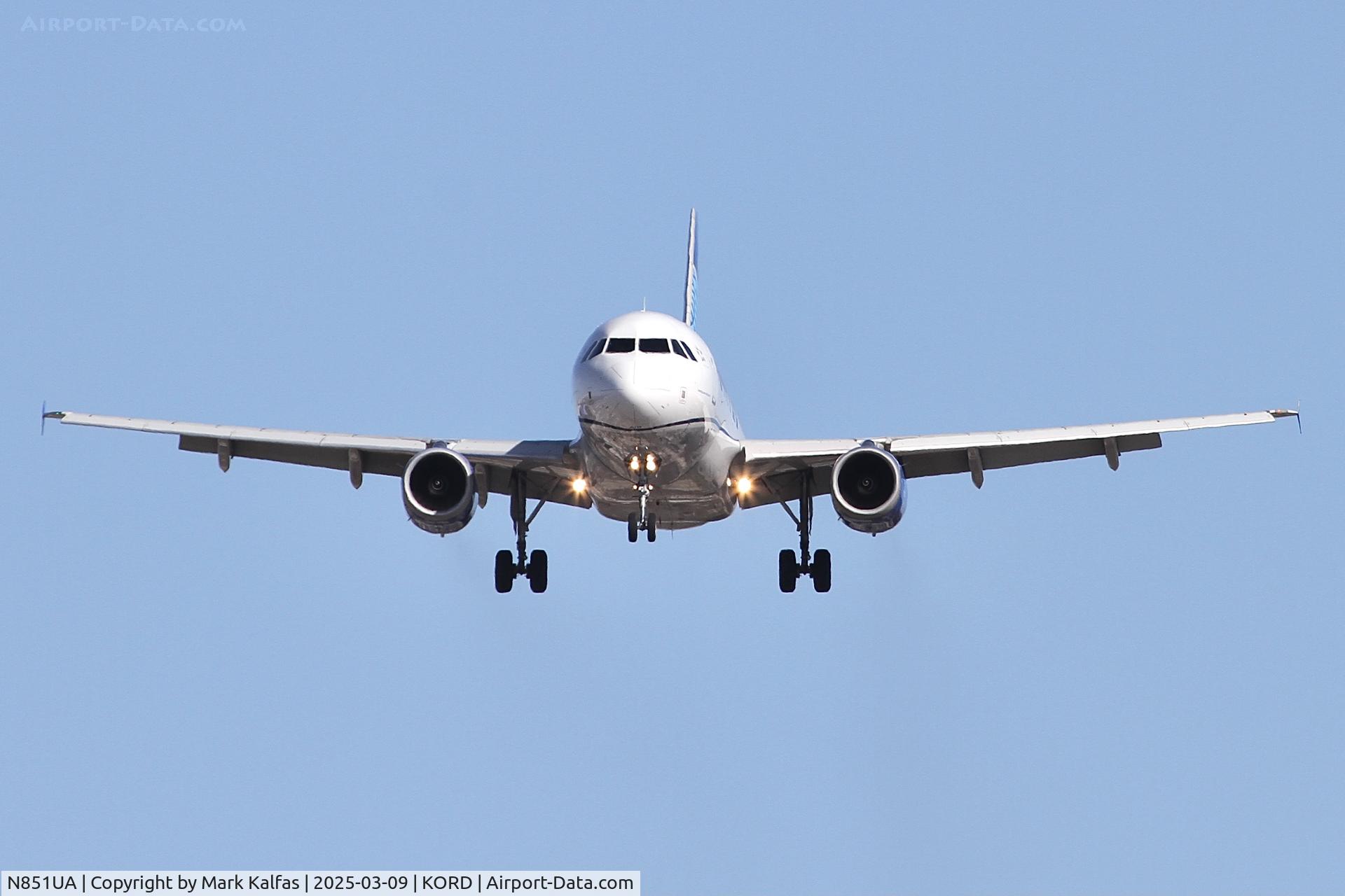 N851UA, 2002 Airbus A319-131 C/N 1664, A319 UNITED AIRLINES AIRBUS A319-131 N851UA UA1572 HDN-ORD