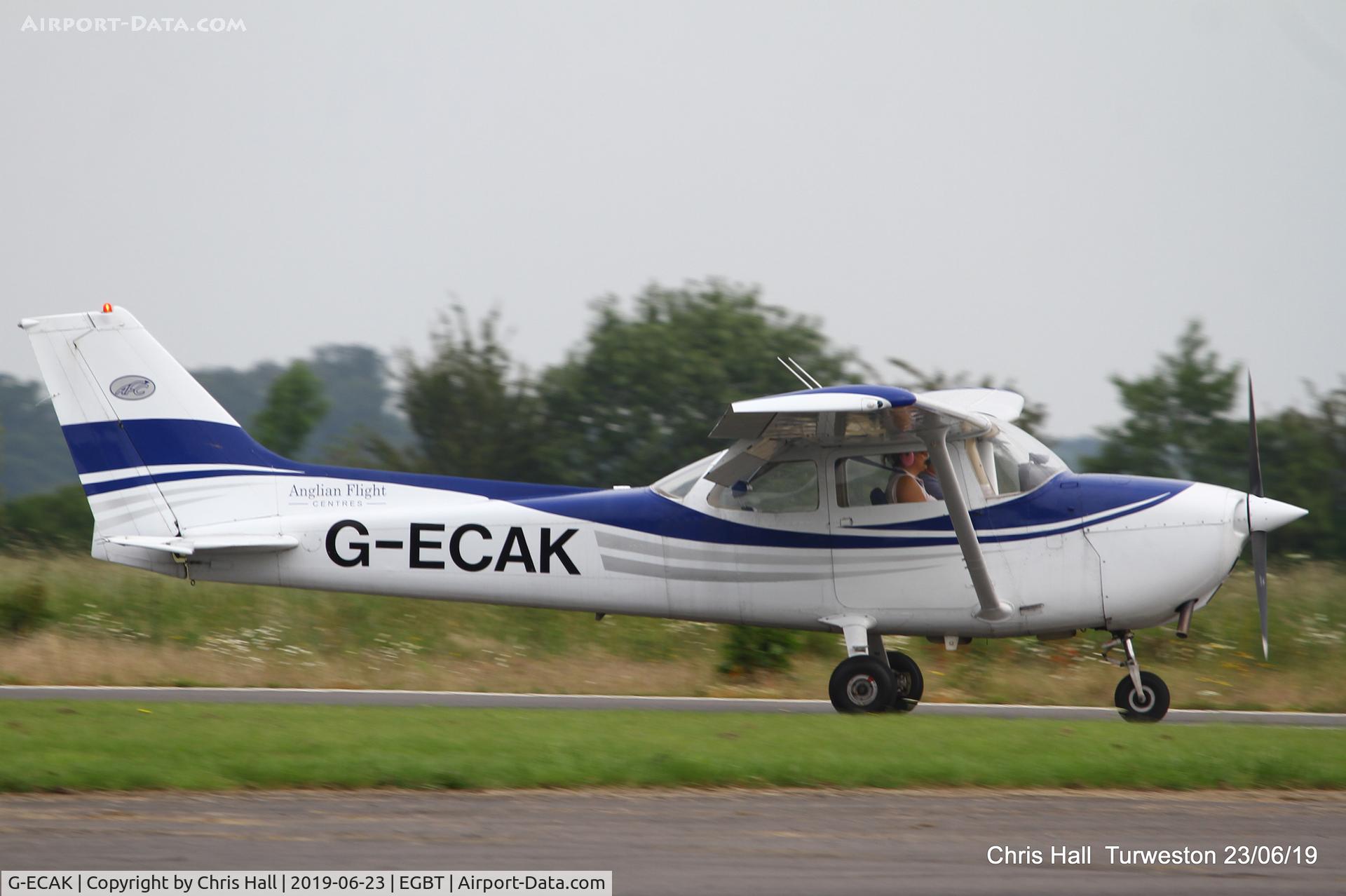 G-ECAK, 1976 Reims F172M ll Skyhawk C/N 1509, Turweston, Air Britain fly in