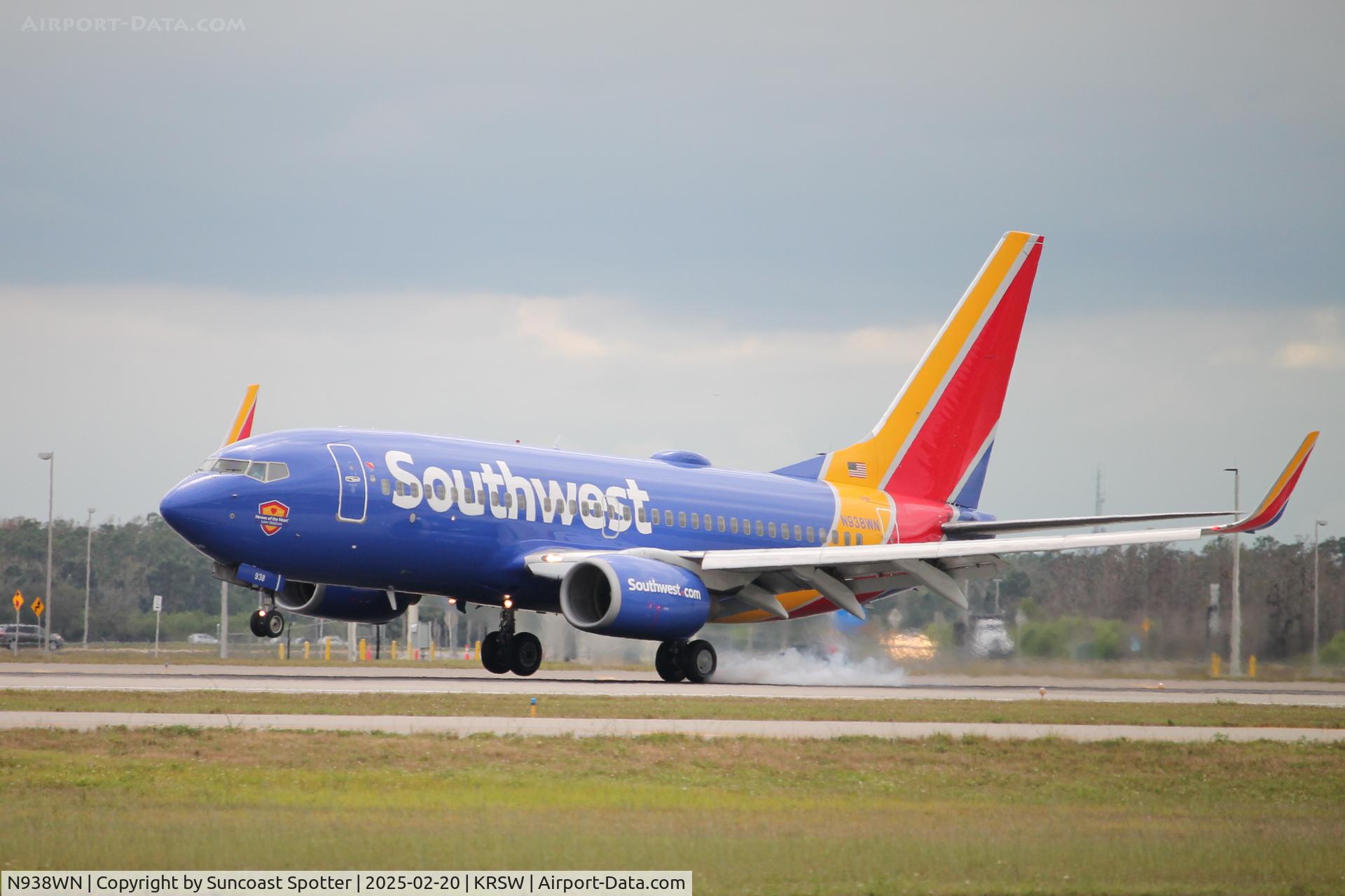 N938WN, 2009 Boeing 737-7H4 C/N 36645, Southwest Flight 543 arrives on Runway 6 at Southwest Florida International Airport following flight from Milwaukee-Mitchell International Airport