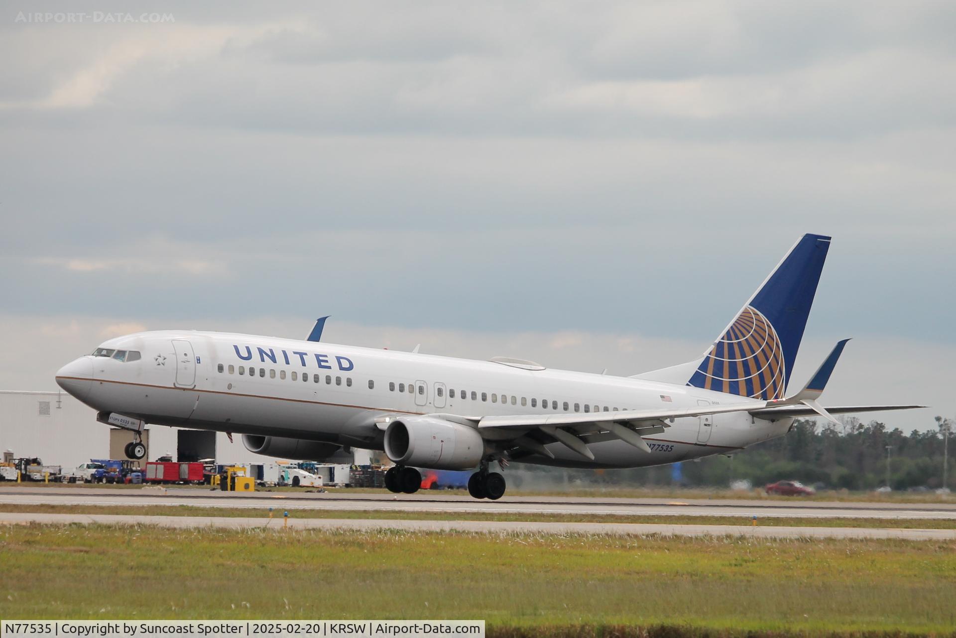 N932WN, 2009 Boeing 737-7H4 C/N 36639, United Flight 2293 arrives on Runway 6 at Southwest Florida International Airport following flight from Denver International Airport