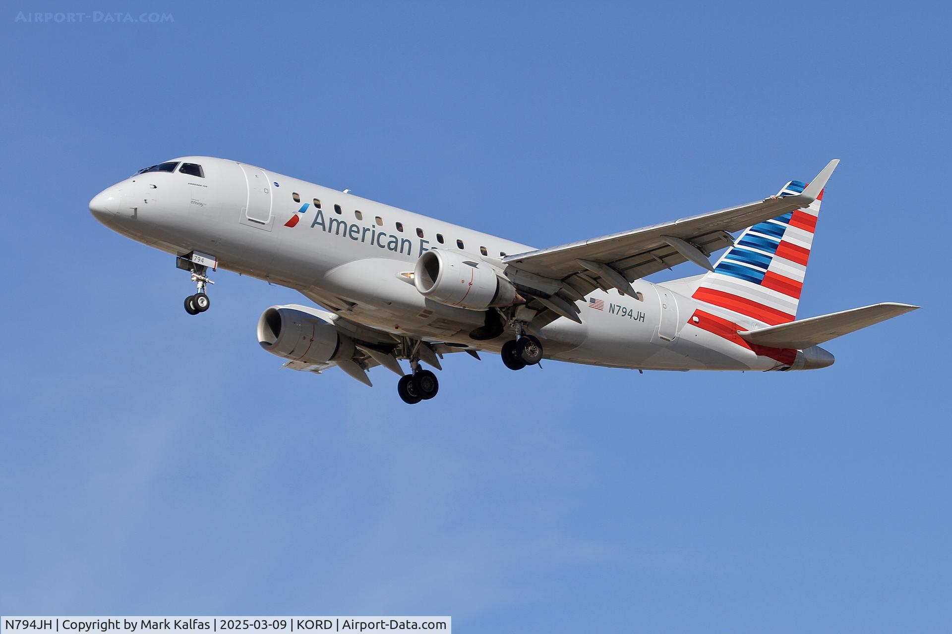 N794JH, 2005 Embraer 170LR (ERJ-170-100SE) C/N 17000066, E170 ENVOY / AMERICAN EAGLE EMBRAER ERJ 170-100 SE N794JH ENY3676 EYW-ORD