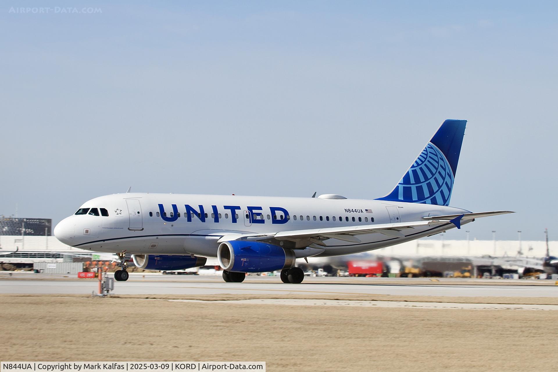 N844UA, 2001 Airbus A319-131 C/N 1581, A319 UNITED AIRLINES AIRBUS 319-131 N844UA UA1941 ORD-CVG