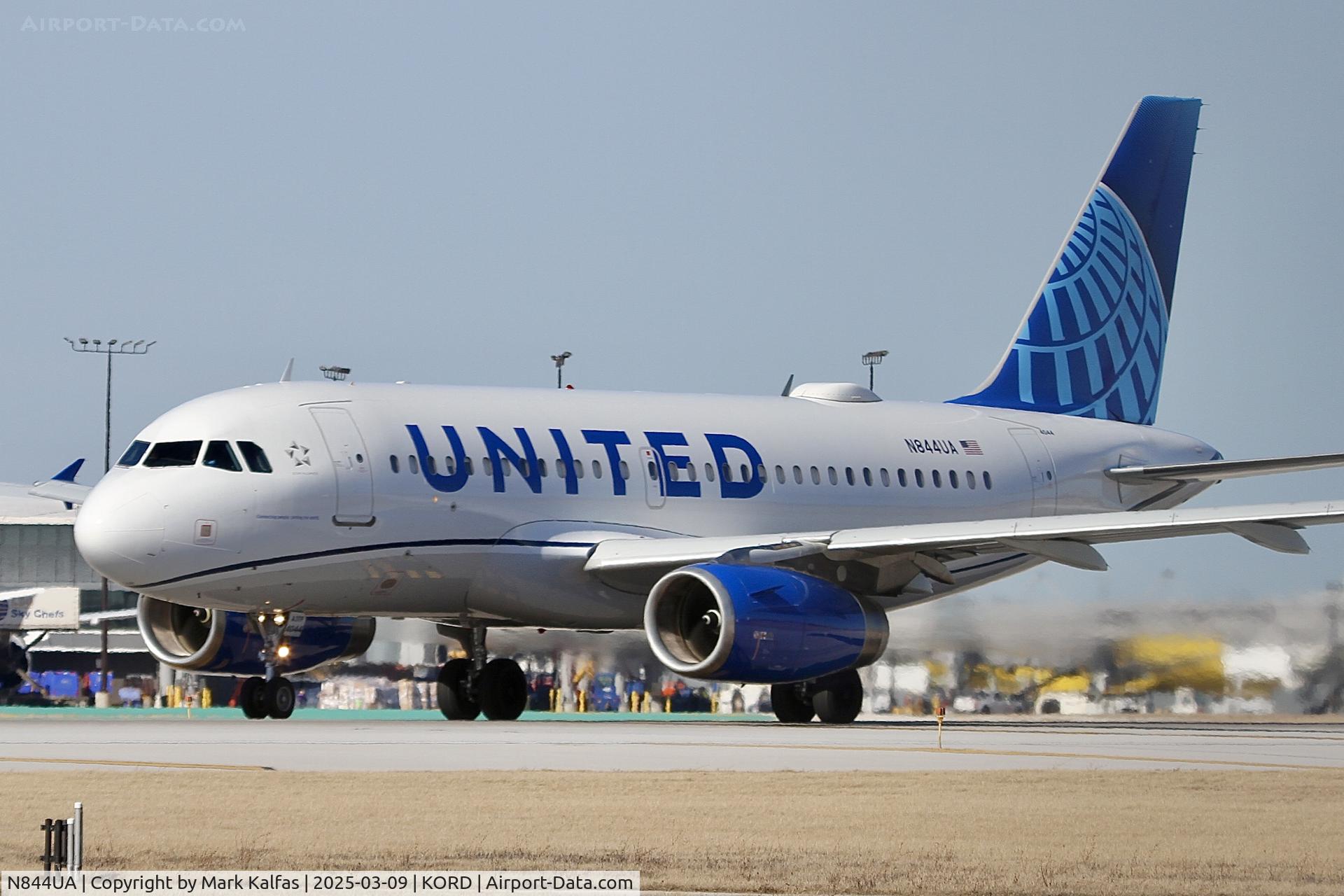 N844UA, 2001 Airbus A319-131 C/N 1581, A319 UNITED AIRLINES AIRBUS 319-131 N844UA UA1941 ORD-CVG