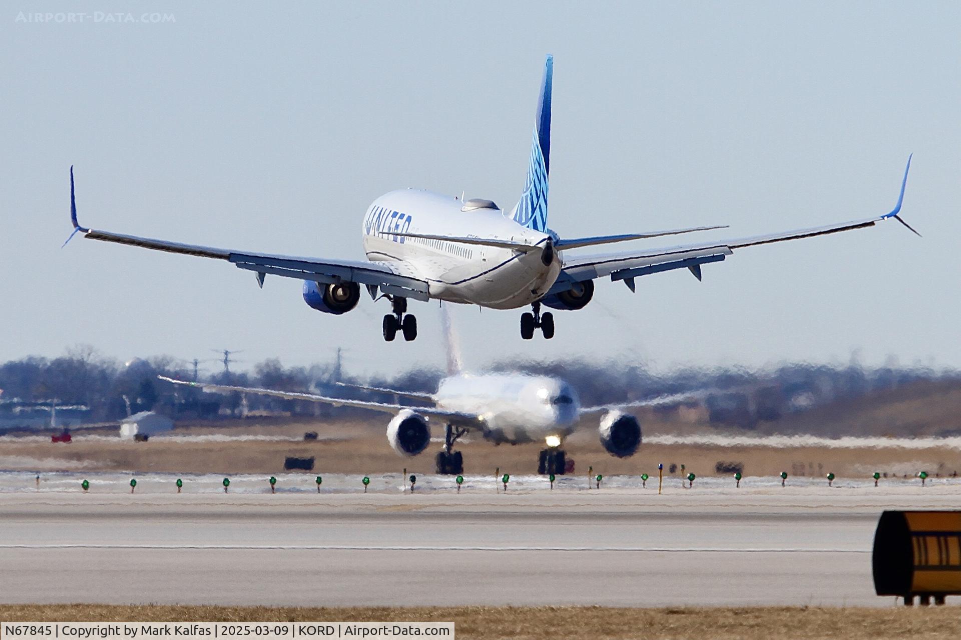 N67845, 2015 Boeing 737-924/ER C/N 42185, B739 UNITED AIRLINES BOEING 737-924/ER N67845 UA467 RSW-ORD