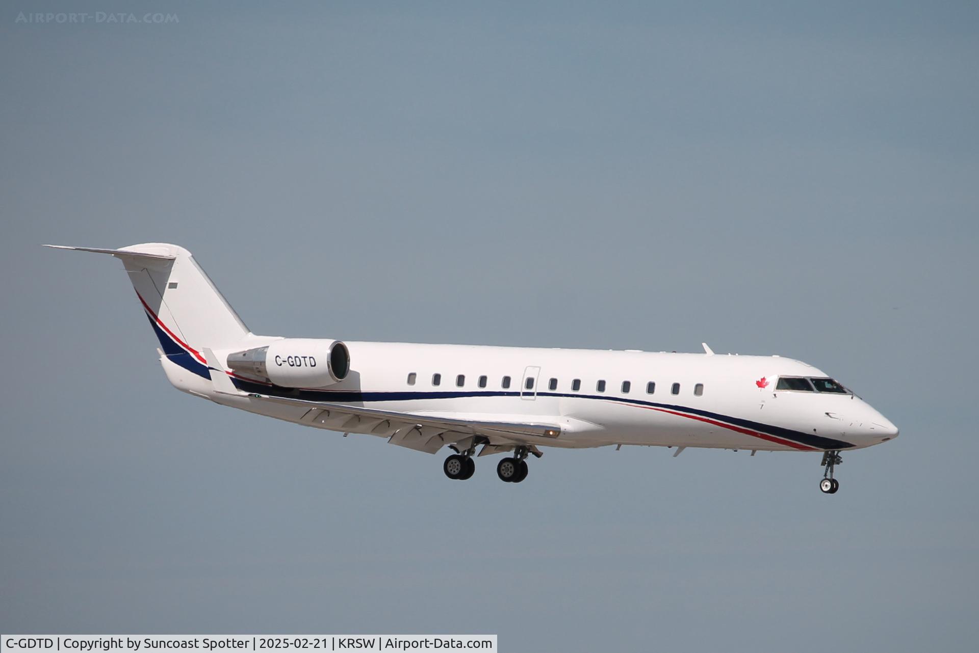 C-GDTD, 2005 Bombardier Challenger 850 (CL-600-2B19) C/N 8067, Challenger GDTD arrives on Runway 6 at Southwest Florida International Airport following flight from John C Munro-Hamilton International Airport