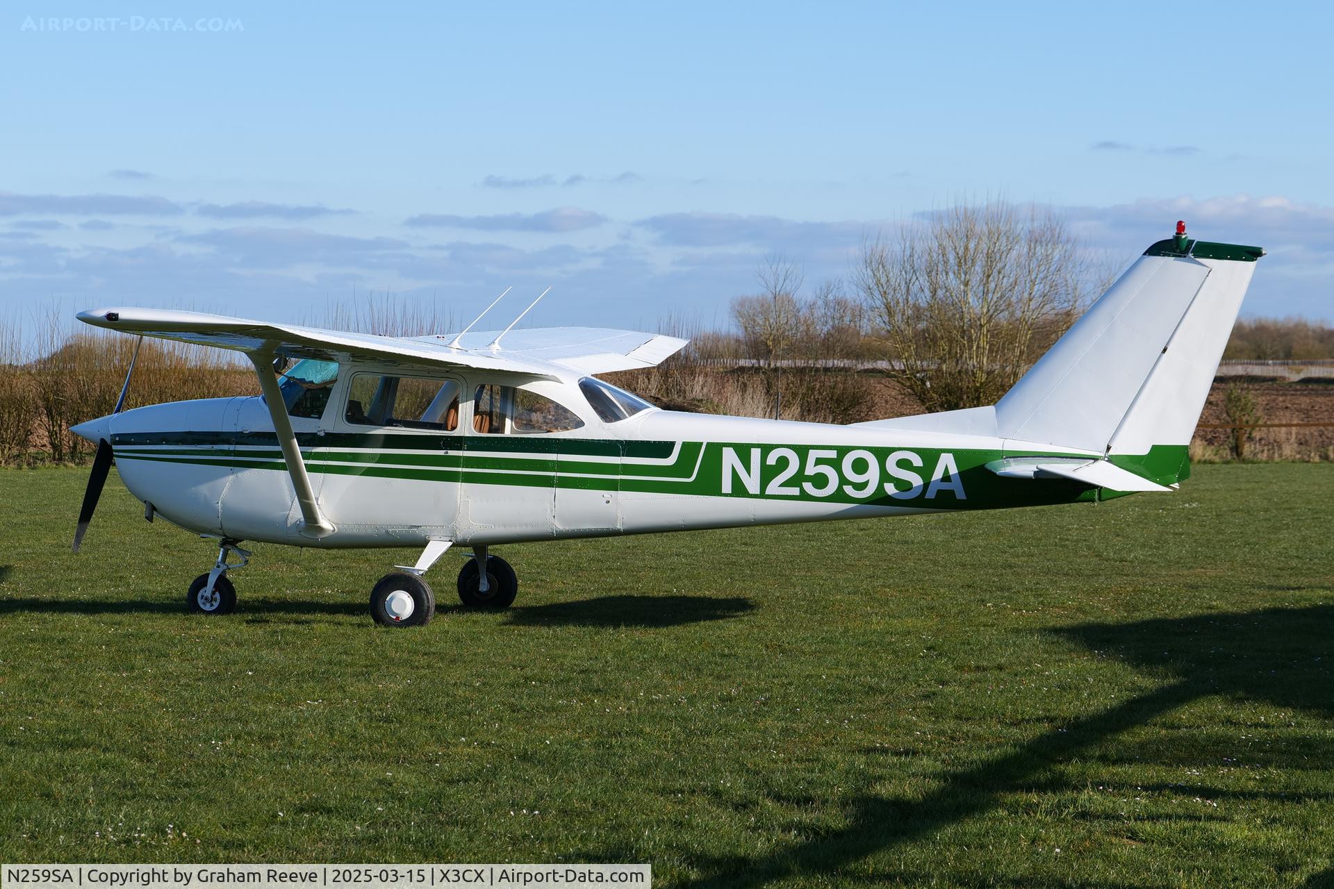 N259SA, Reims F172G C/N F172-0278, Parked at Northrepps.