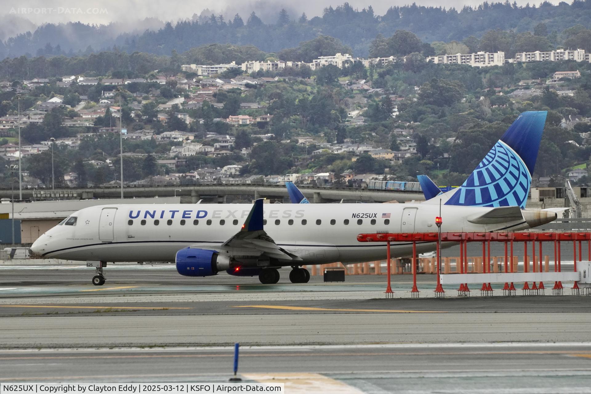 N625UX, 2019 Embraer ERJ-175LL (ERJ-170-200LL) C/N 17000835, Departing runway 10 SFO 2025