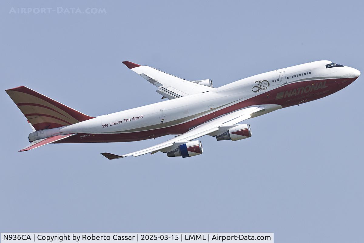 N936CA, 1991 Boeing 747-446(F) C/N 25308, Runway 13
