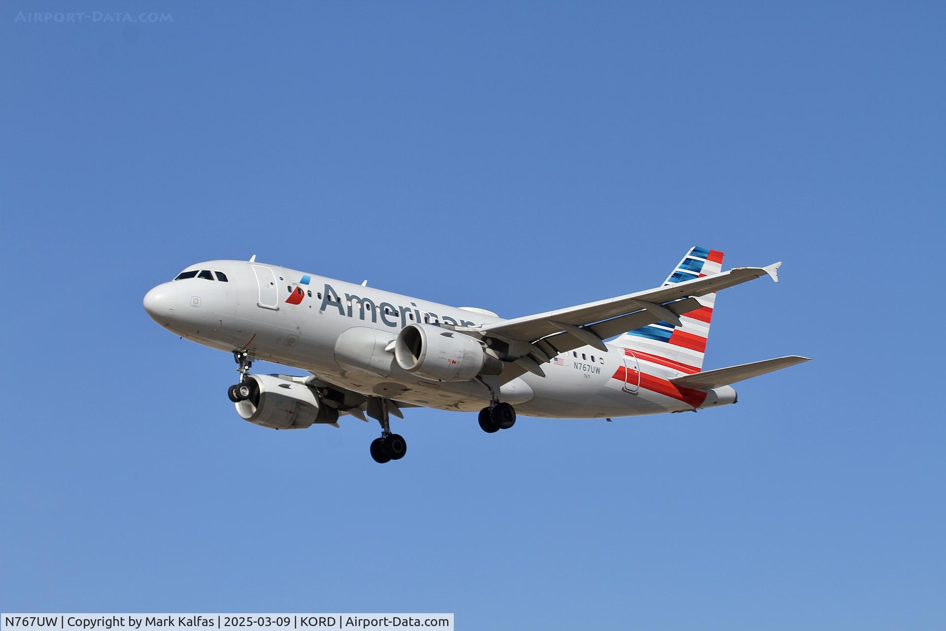 N767UW, 2000 Airbus A319-112 C/N 1382, A319 AMERICAN AIRLINES AIRBUS INDUSTRIE A319-112 N767RW AA441 SRQ-ORD