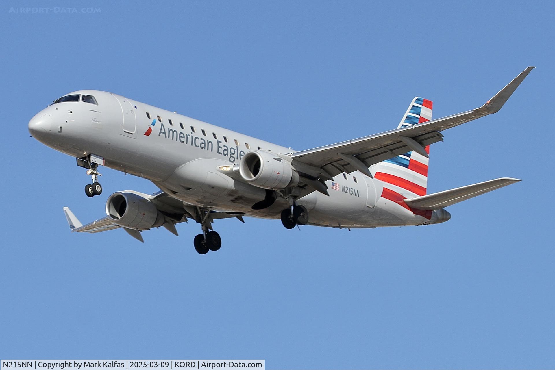 N215NN, 2015 Embraer 175LR (ERJ-170-200LR) C/N 17000511, E75S ENVOY  / AMERICAN EAGLE EMBRAER 175LR  N215NN ENY3792 OKC-ORD