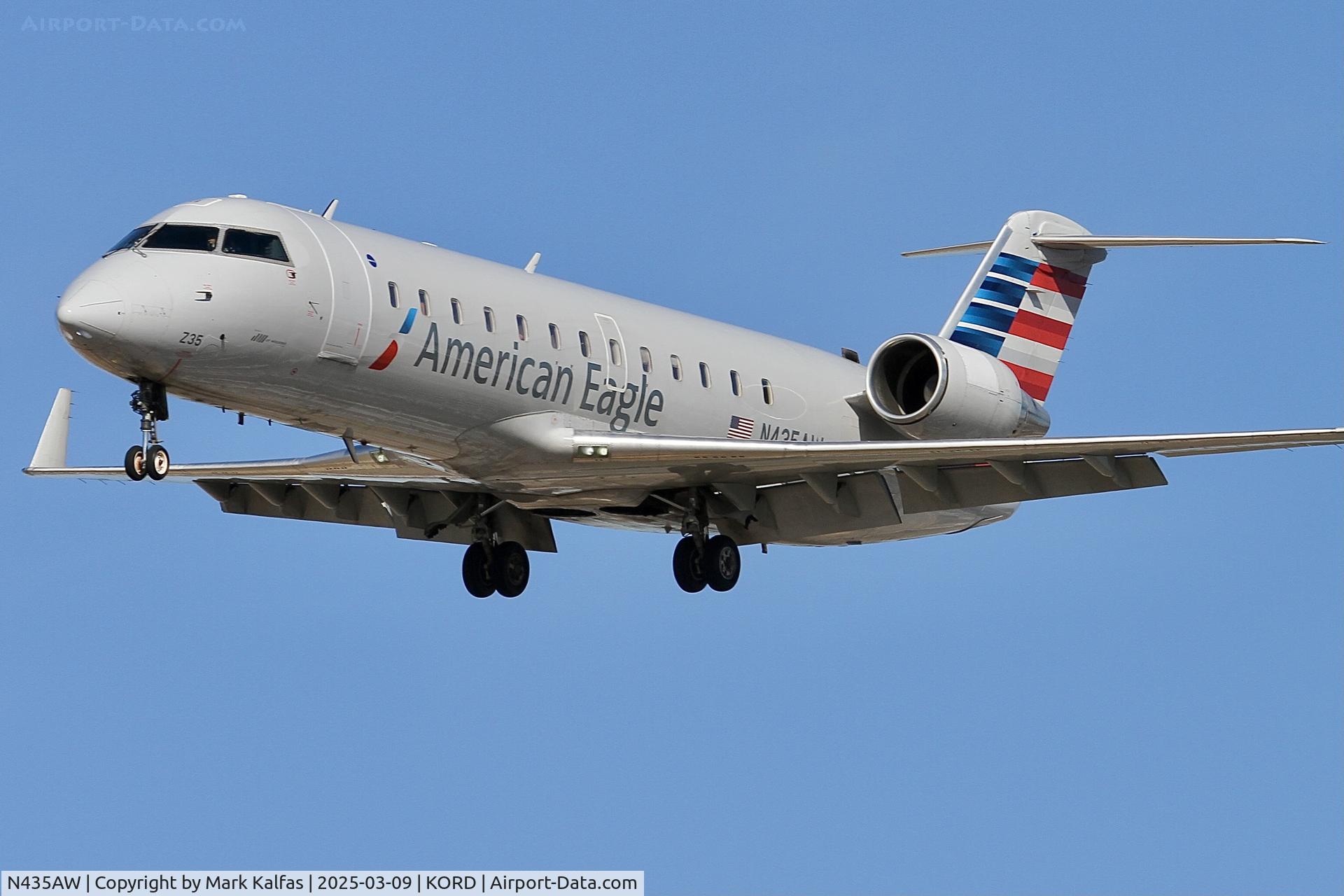 N435AW, 2002 Bombardier CRJ-200ER (CL-600-2B19) C/N 7724, CRJ2 Air Wisconsin/American Eagle Canadair Regional Jet CRJ-200 N435AW AWI6082 MHK-ORD