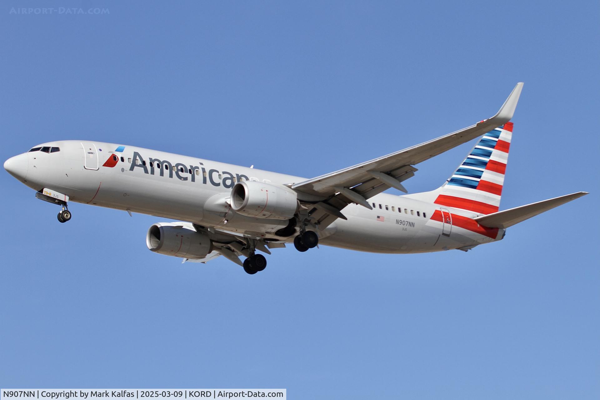 N907NN, 2013 Boeing 737-823 C/N 31158, B738 AMERICAN AIRLINES Boeing 737-823 N907NN  AAL1713 PHX-ORD