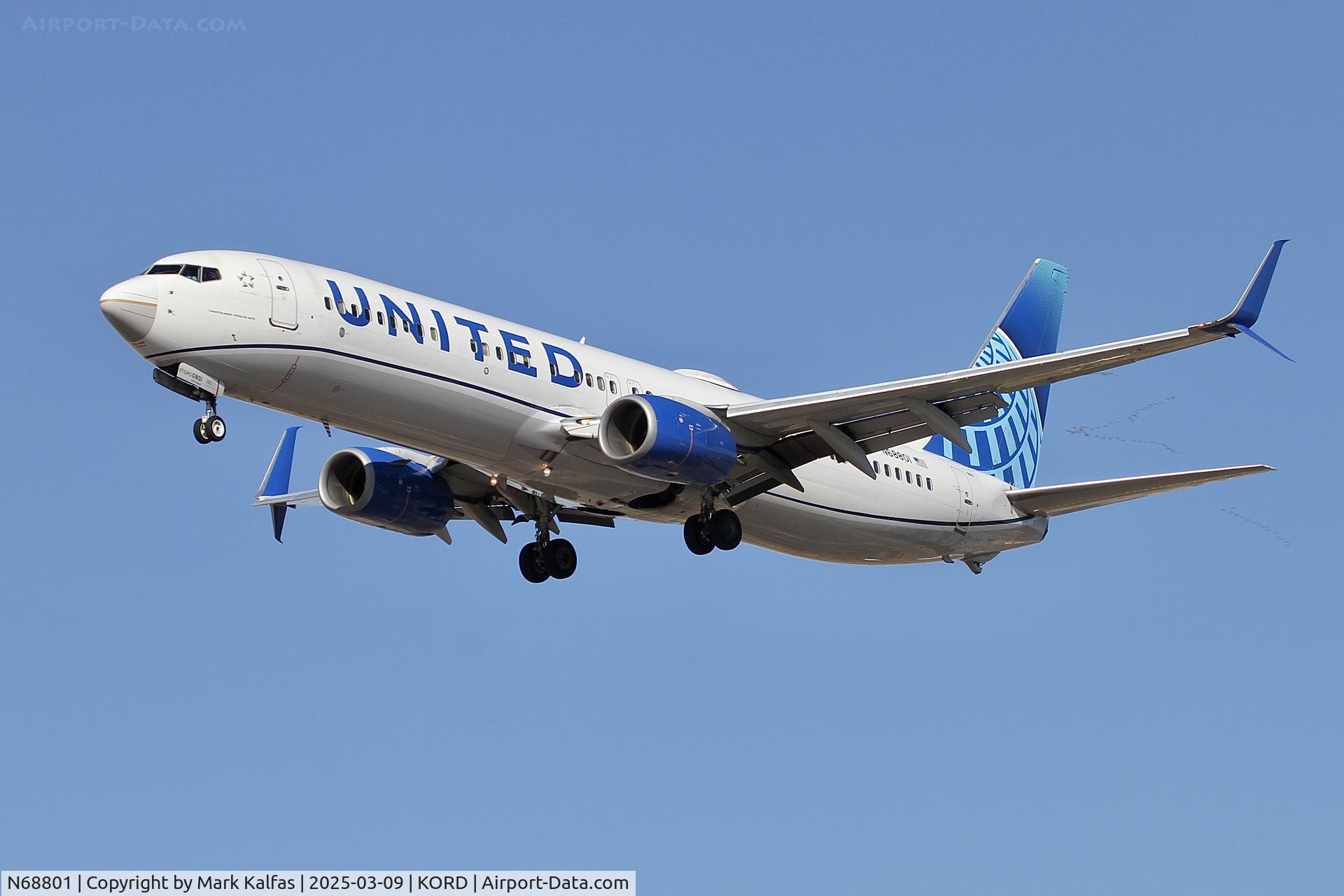 N68801, 2013 Boeing 737-924/ER C/N 42740, B739 United Airlines BOEING 737-924ER N68801 UAL1196 CUN-ORD
