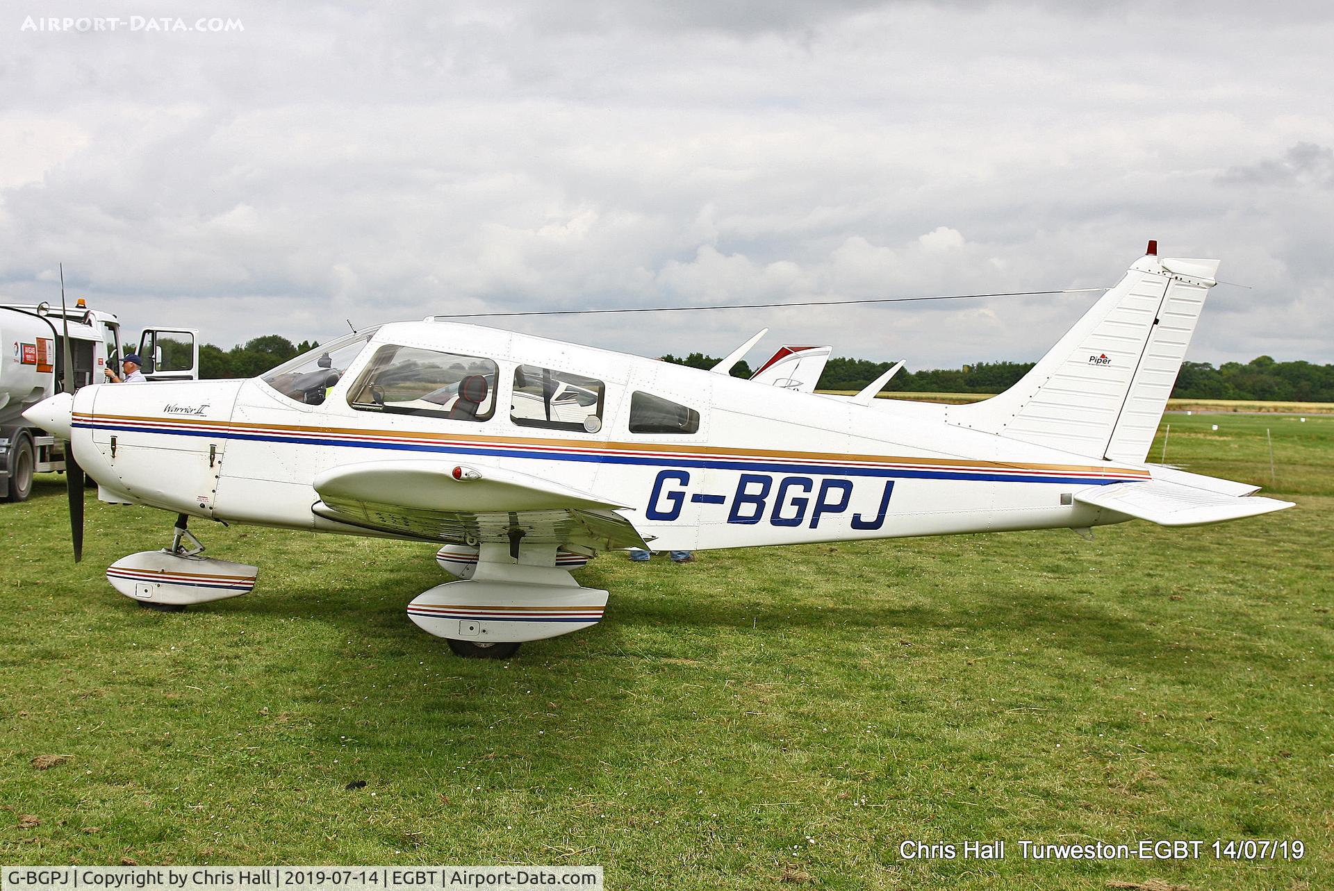 G-BGPJ, 1979 Piper PA-28-161 Cherokee Warrior II C/N 28-7916288, Turweston, British Grand Prix weekend