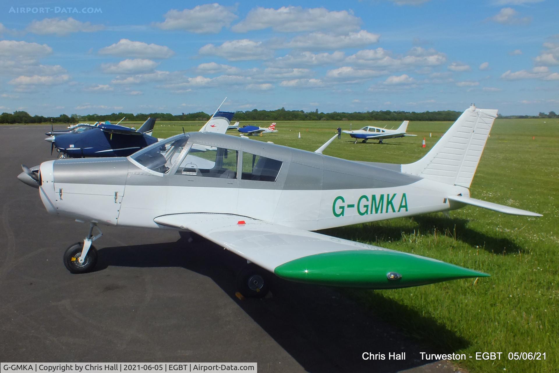 G-GMKA, 1972 Piper PA-28-140 Cherokee F C/N 28-7325195, Turweston