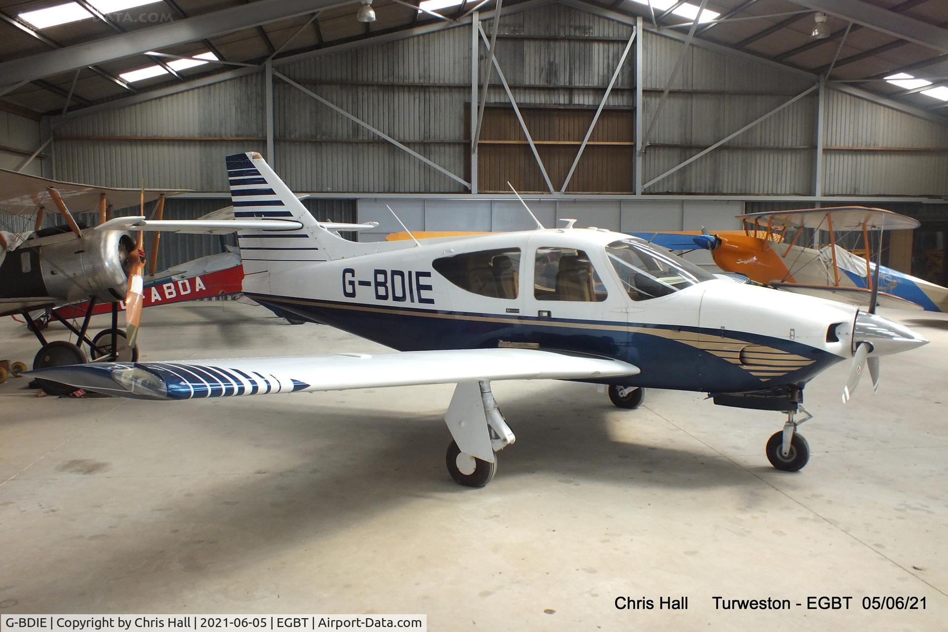 G-BDIE, 1975 Rockwell International 112 Commander C/N 342, Turweston