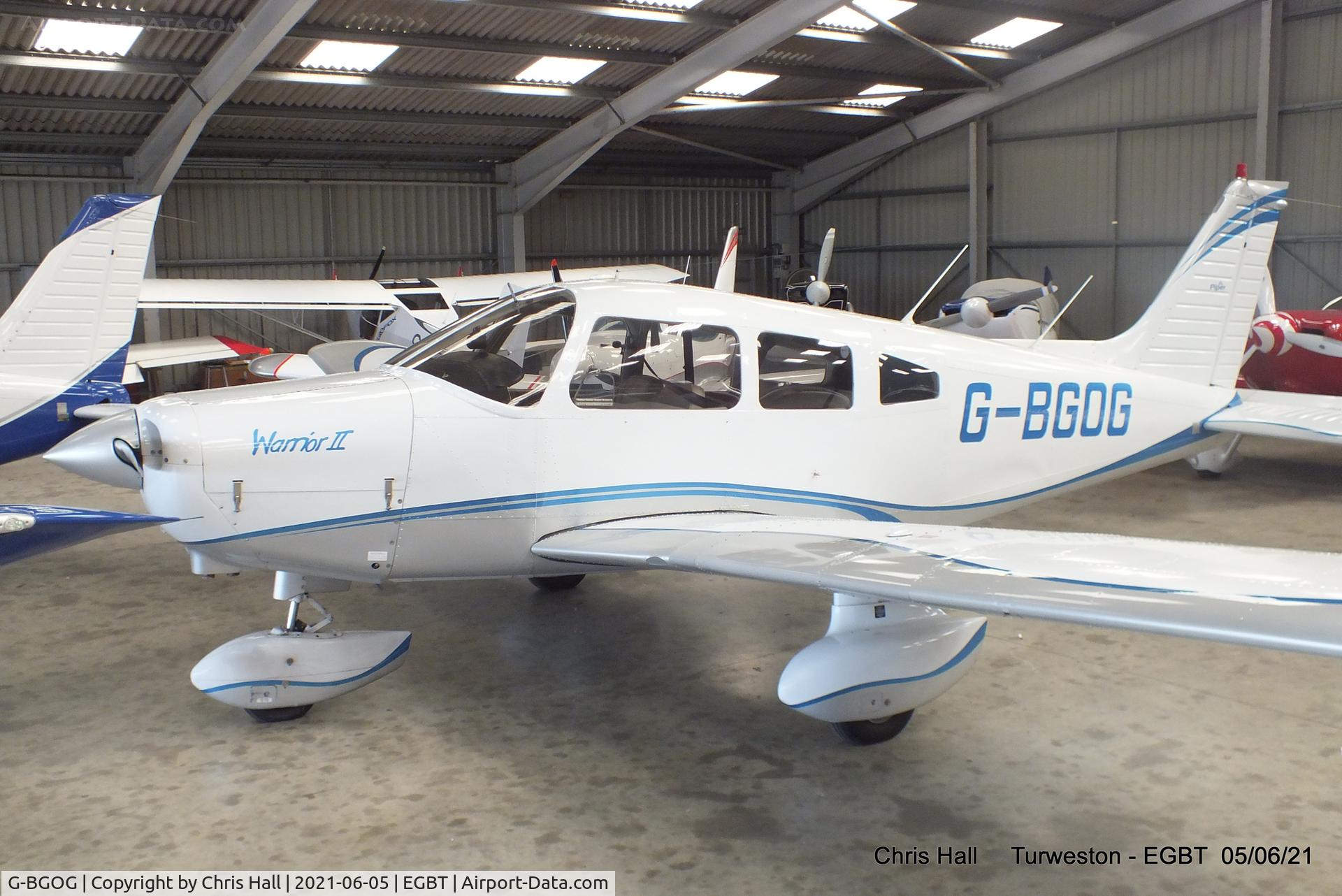 G-BGOG, 1979 Piper PA-28-161 Cherokee Warrior II C/N 28-7916350, Turweston