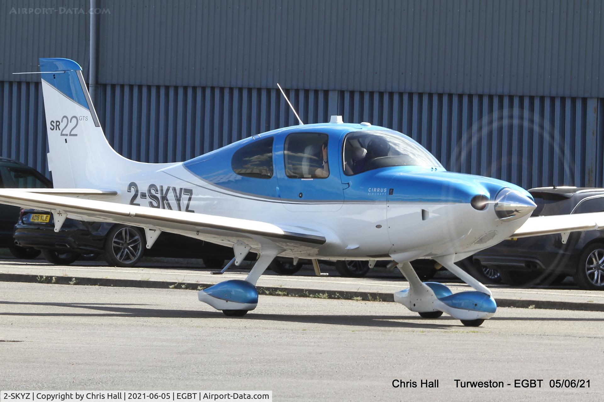 2-SKYZ, 2012 Cirrus SR-22 GTS X Carbon C/N 3828, Turweston