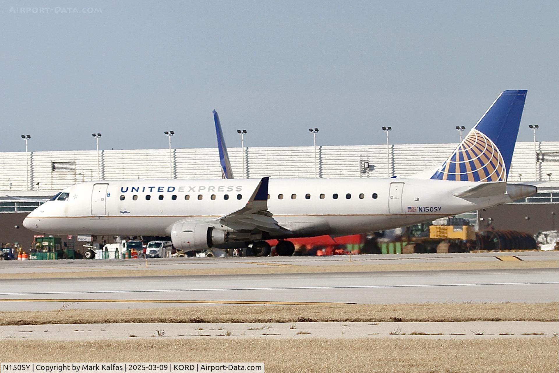 N150SY, 2015 Embraer 175LR (ERJ-170-200LR) C/N 15000499, E75L  SKYWEST /UNITED EXPRESS Embraer 175LR (ERJ-170-200LR) N150SY SKW5380 ORD-SLC