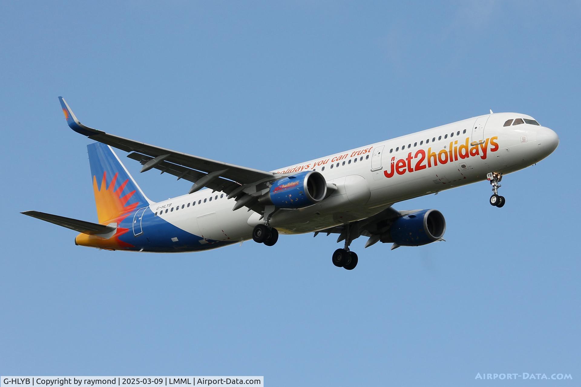 G-HLYB, 2014 Airbus A321-211 C/N 6056, A321 G-HLYB Jet2Com
