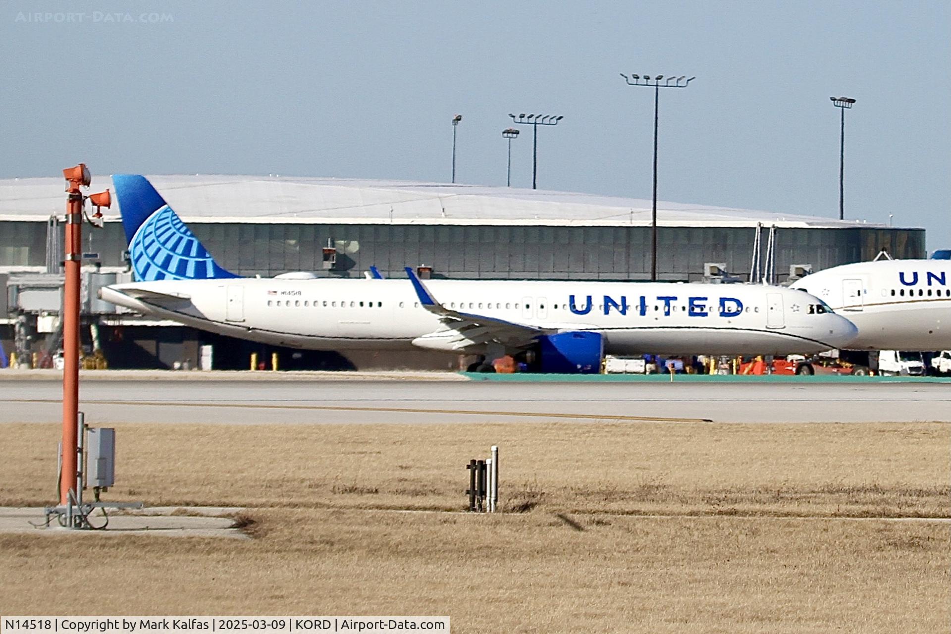 N14518, 2024 Airbus 321-271NX C/N 11894, A21N UNITED AIRLINES Airbus 321-271NX N14518 UA275 ORD-IAH