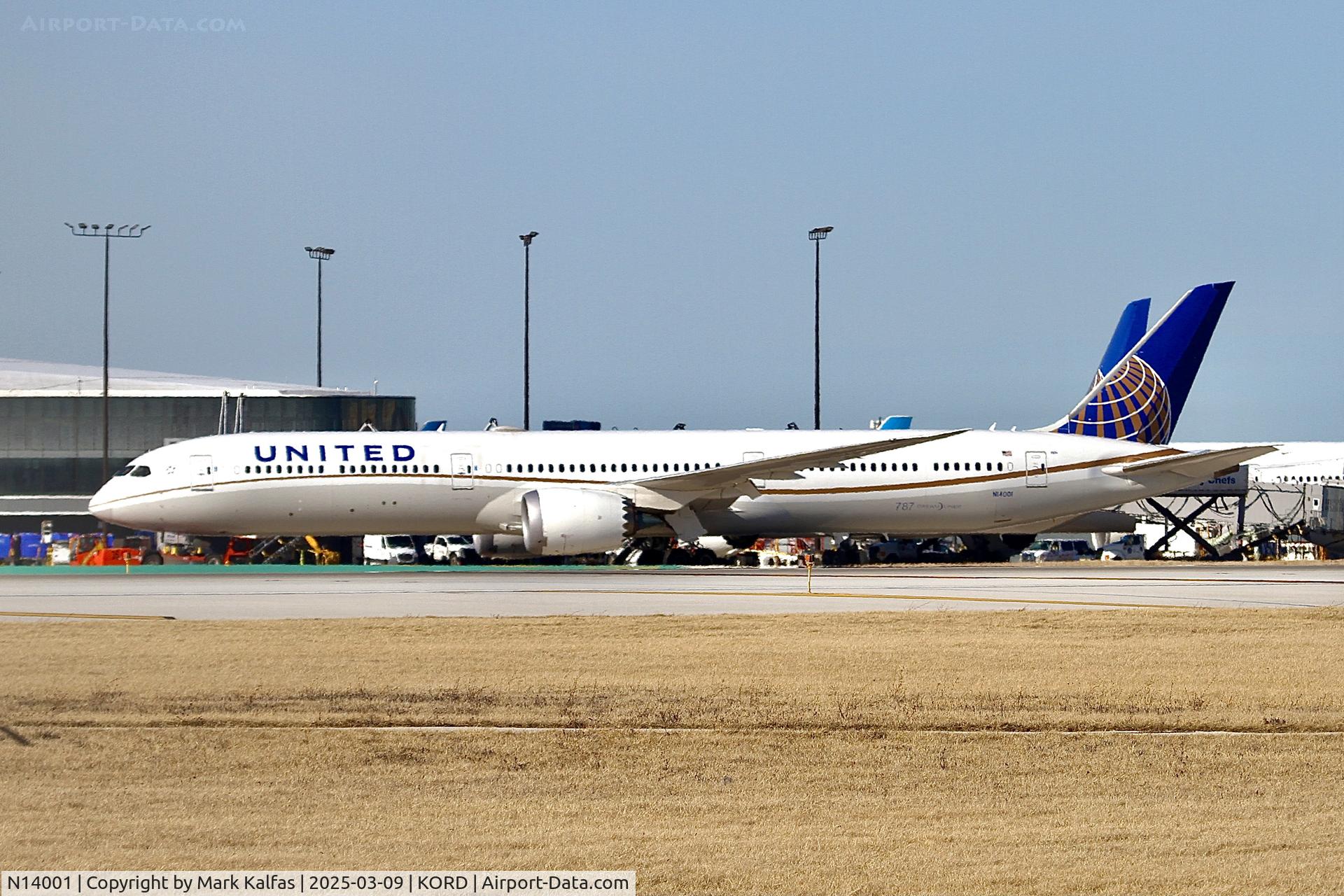 N14001, 2018 Boeing 787-10 Dreamliner Dreamliner C/N 40936, B78X UNITED AIRLINES BOEING 787-10 DREAMLINER N14001 UA952 MUC-ORD