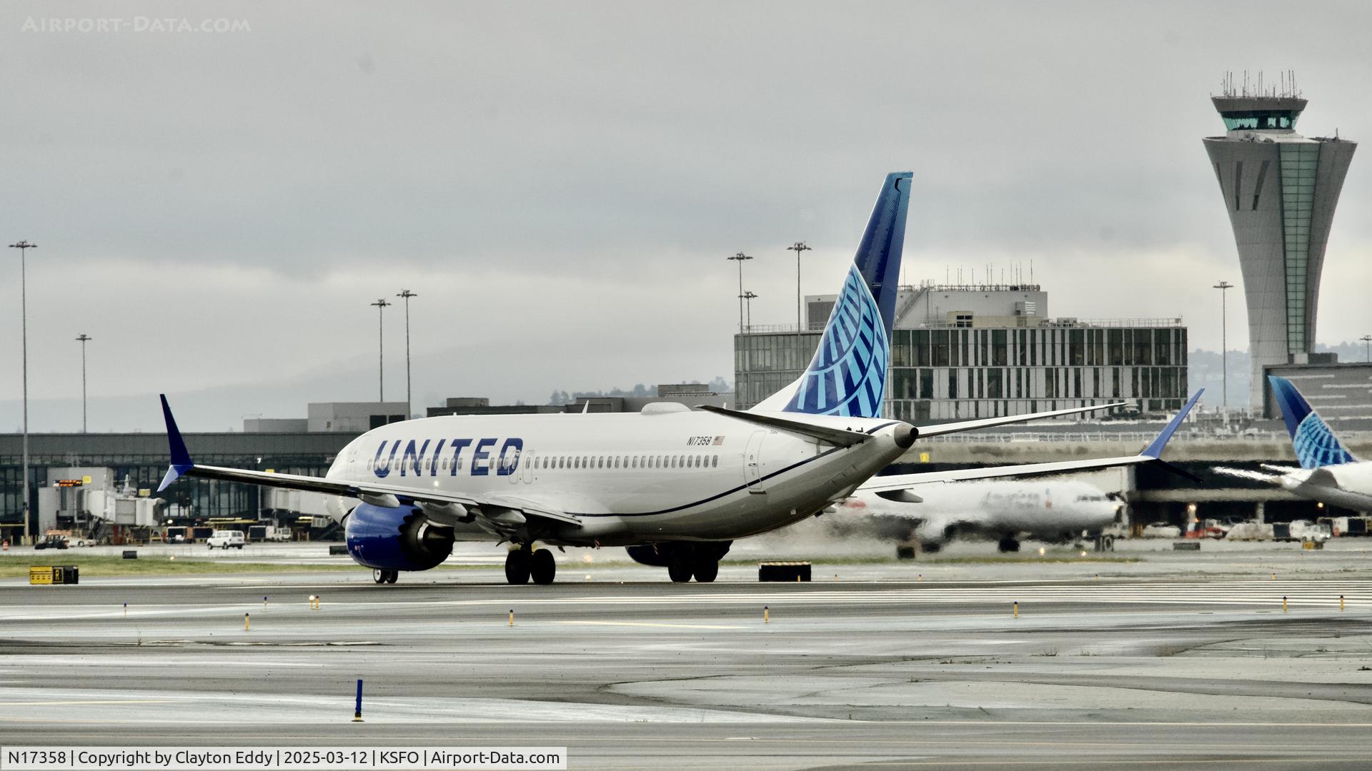 N17358, 2024 Boeing 737 MAX 8 C/N 67628, Departing runway 10 SFO 2025