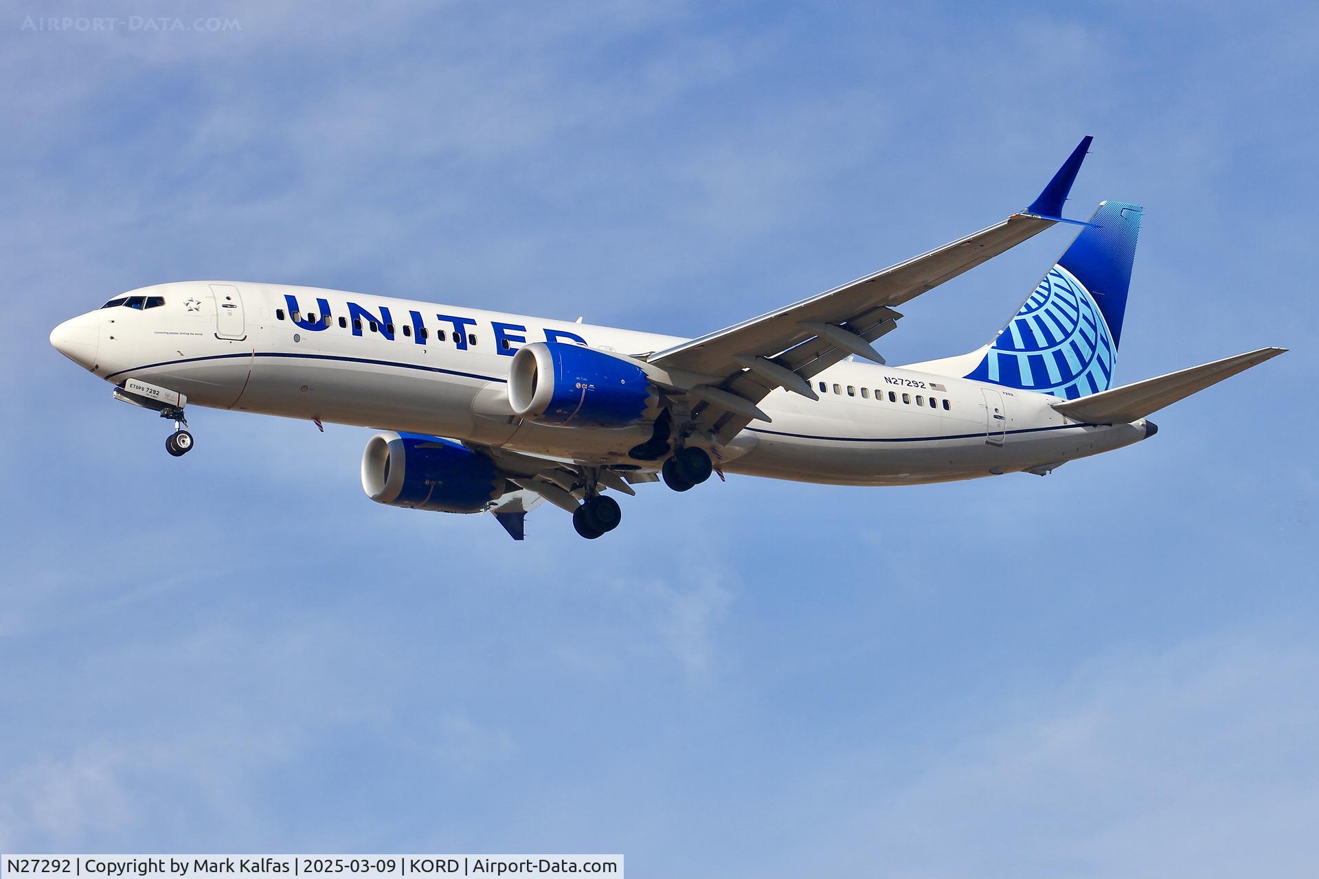 N27292, 2022 Boeing 737-8 MAX C/N 67553, B38M United Airlines Boeing 737-8 MAX  N27292 UA2075 SNA-ORD arriving on 28C ORD