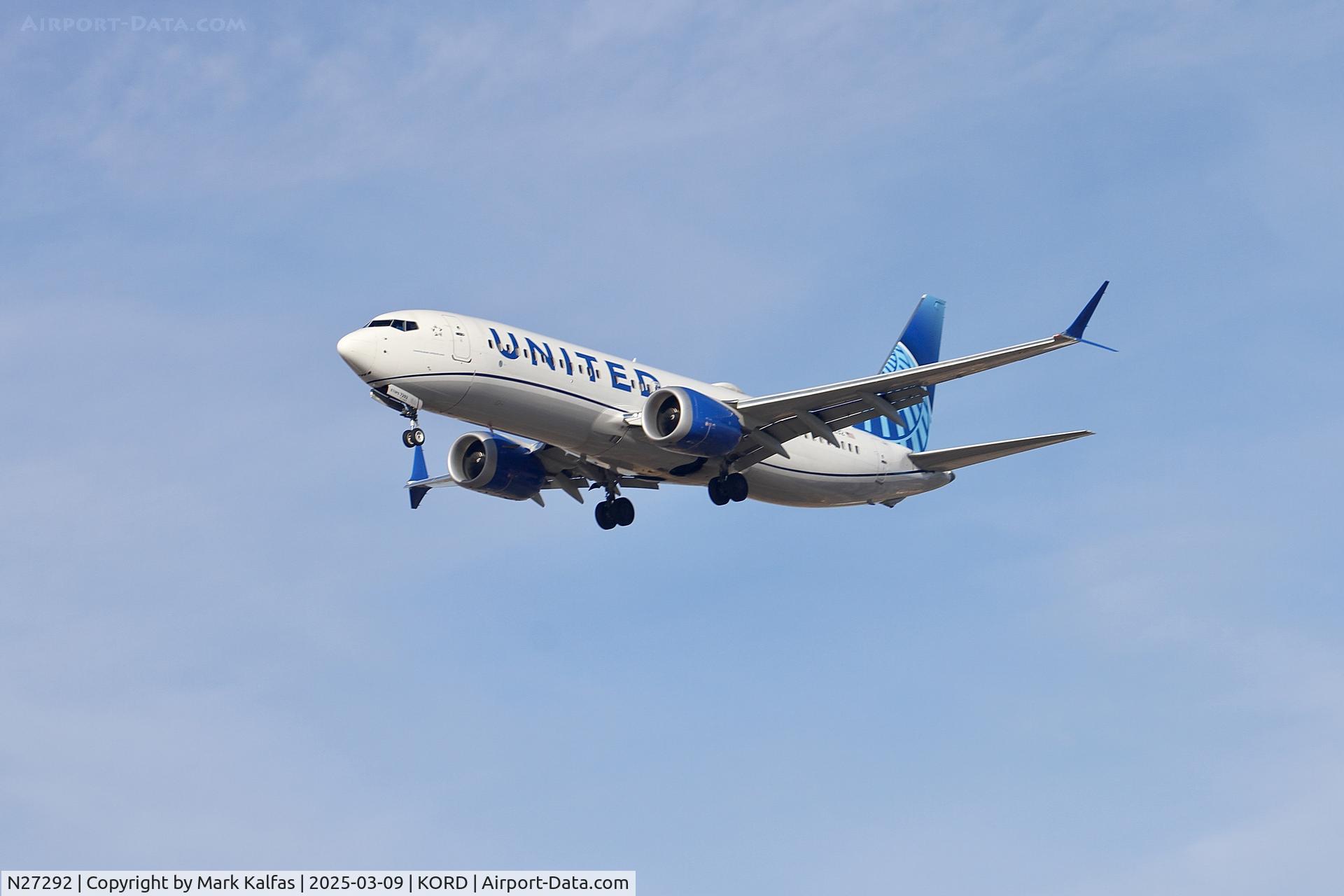 N27292, 2022 Boeing 737-8 MAX C/N 67553, B38M United Airlines Boeing 737-8 MAX  N27292 UA2075 SNA-ORD arriving on 28C ORD