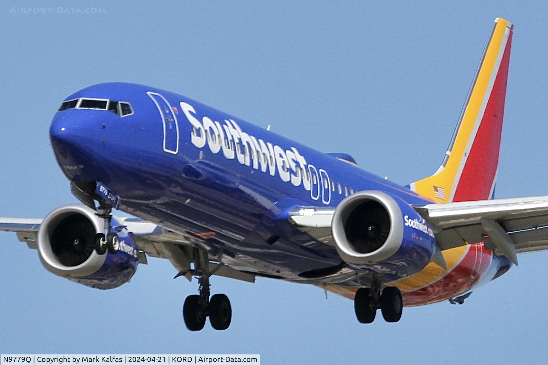 N9779Q, 2022 Boeing 737-8 MAX C/N 67760, B38M SOUTHWEST AIRLINES BOEING 737-8 MAX on approach 28R KORD