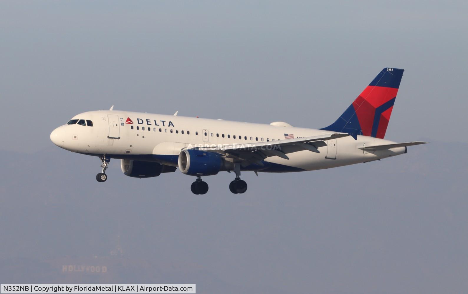 N352NB, 2002 Airbus A319-114 C/N 1824, DAL A319 zx pdx-lax