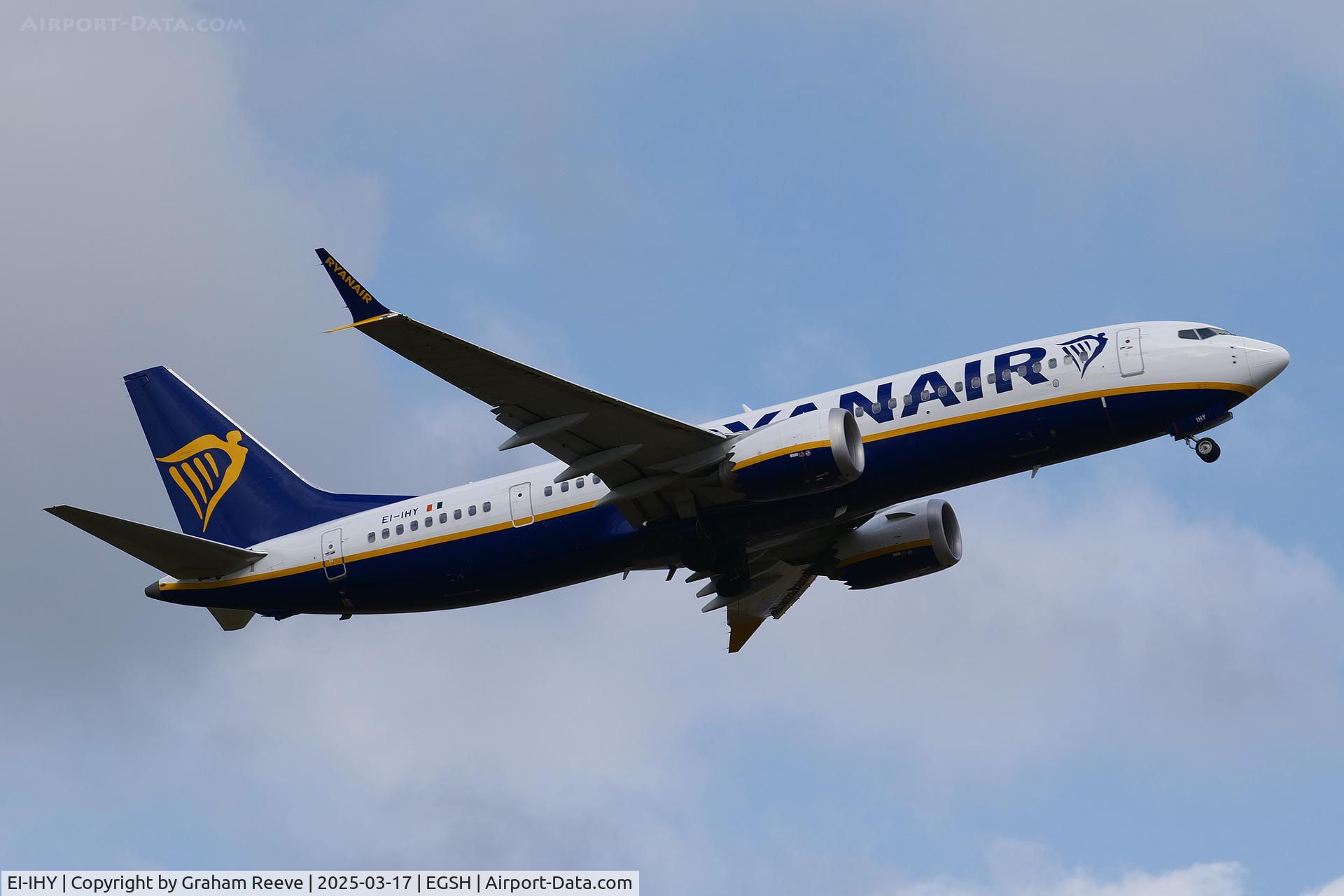 EI-IHY, 2023 Boeing 737-8MAX 200 C/N 67095, Departing from Norwich.