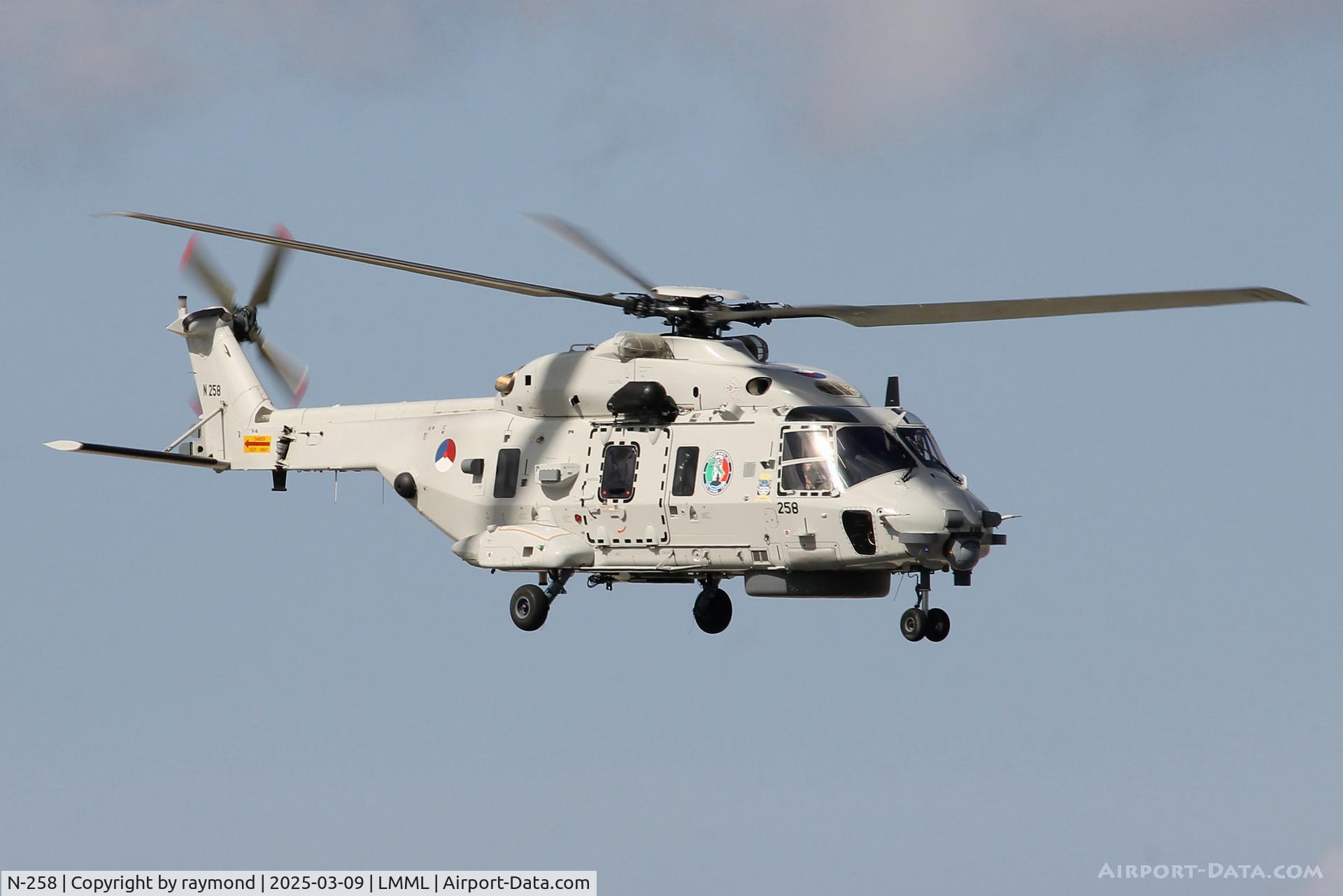 N-258, NHI NH-90 NFH Caiman C/N 1258/NNLN011, NH Industries NH-90 NFH  N258 Royal Netherlands Air Force