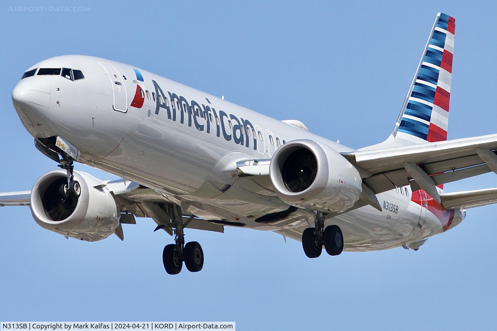 N313SB, 2019 Boeing 737 MAX 8 C/N 44469, B38M American Airlines Boeing 737 MAX 8 N313SB on approach to 28C KORD