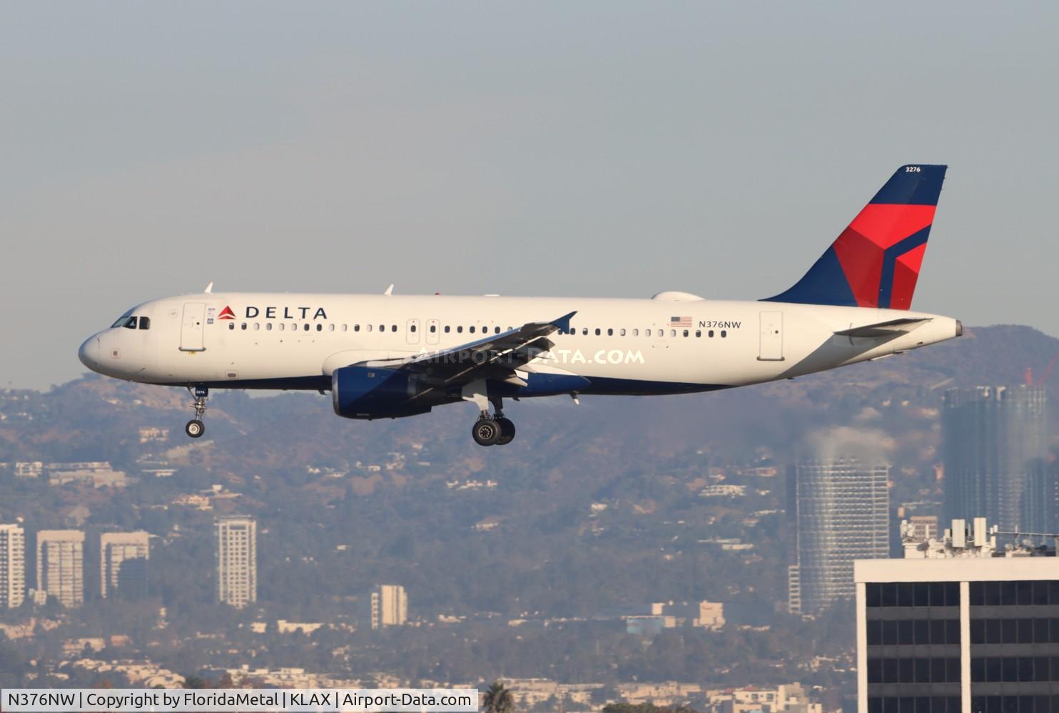 N376NW, 2002 Airbus A320-212 C/N 1812, NWA A320 zx sfo-lax