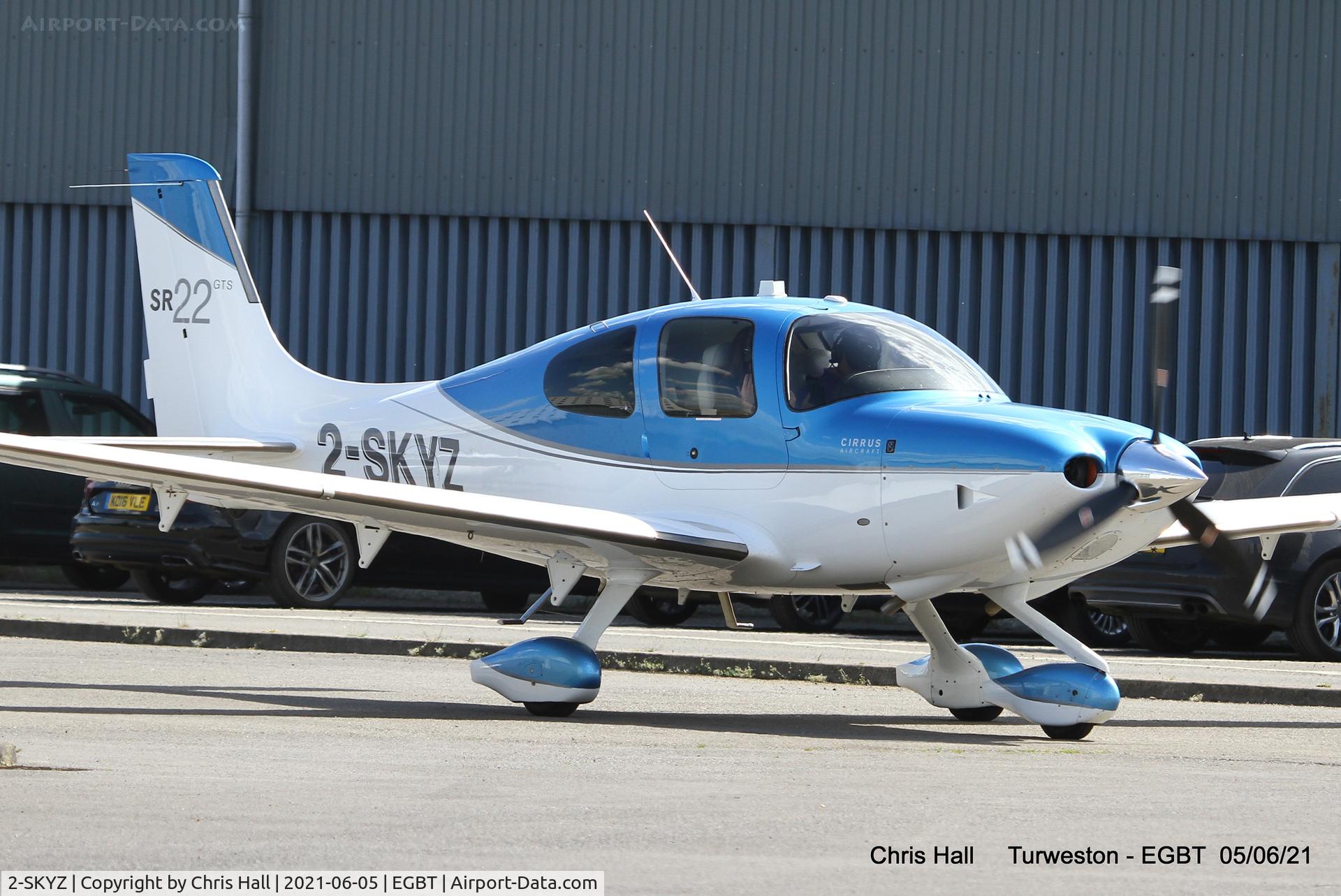 2-SKYZ, 2012 Cirrus SR-22 GTS X Carbon C/N 3828, Turweston