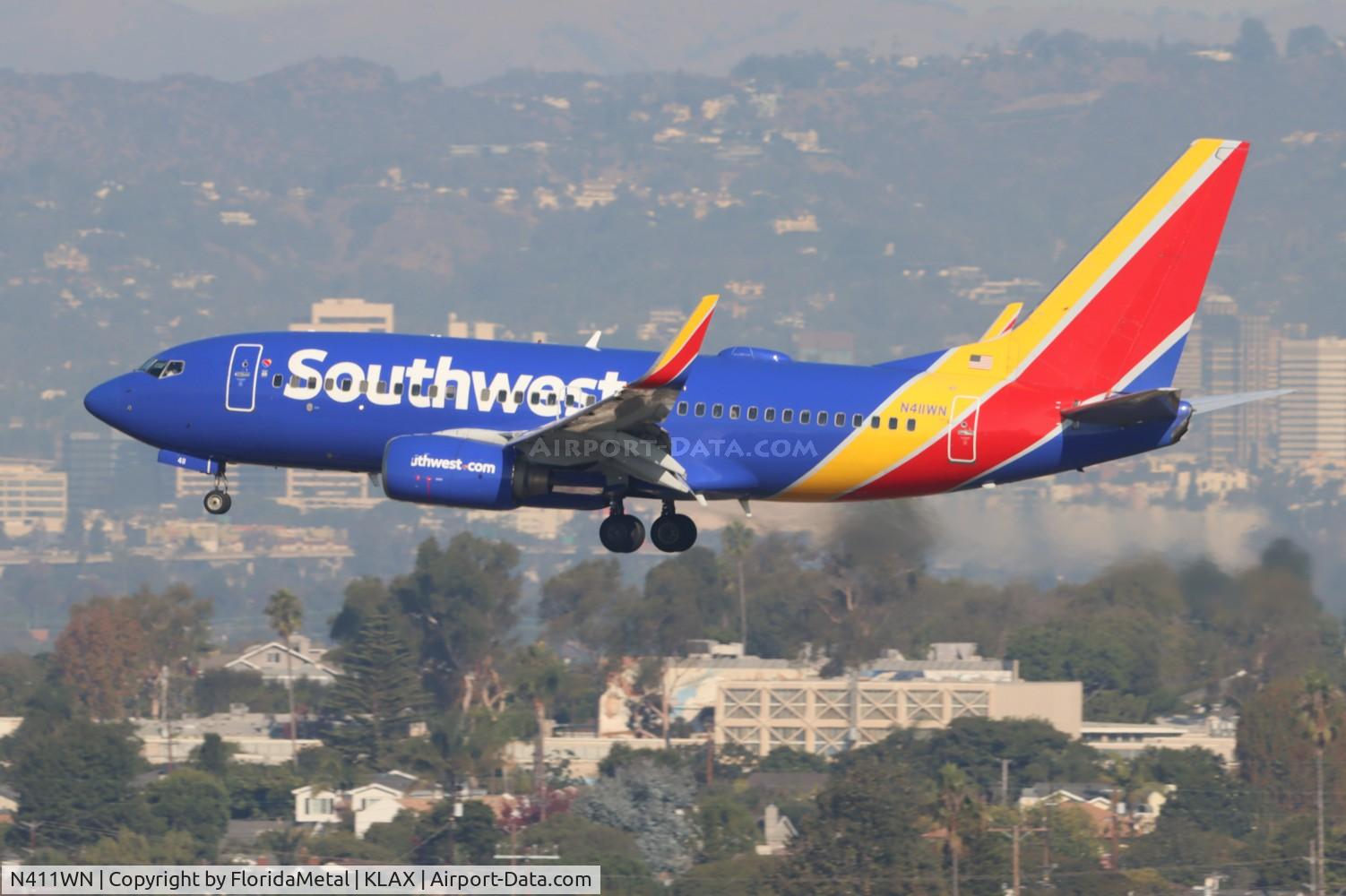 N411WN, 2001 Boeing 737-7H4 C/N 29821, SWA 737 zx las-lax