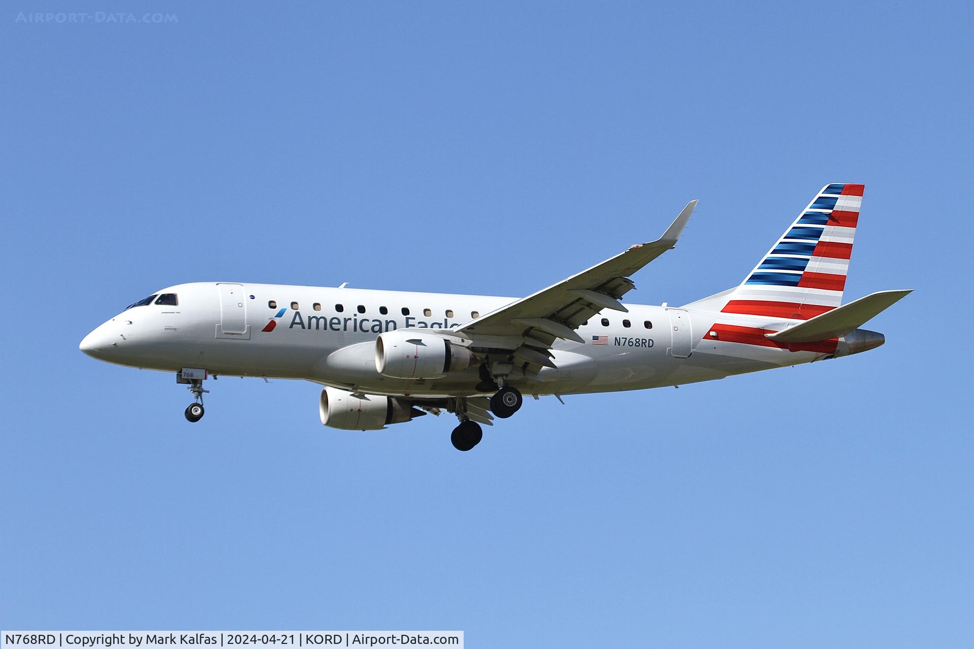 N768RD, 2008 Embraer 170LR (ERJ-170-100LR) C/N 17000230, E170 Envoy/ American Eagle EMBRAER ERJ 170-100 LR N768RD arriving on 28C