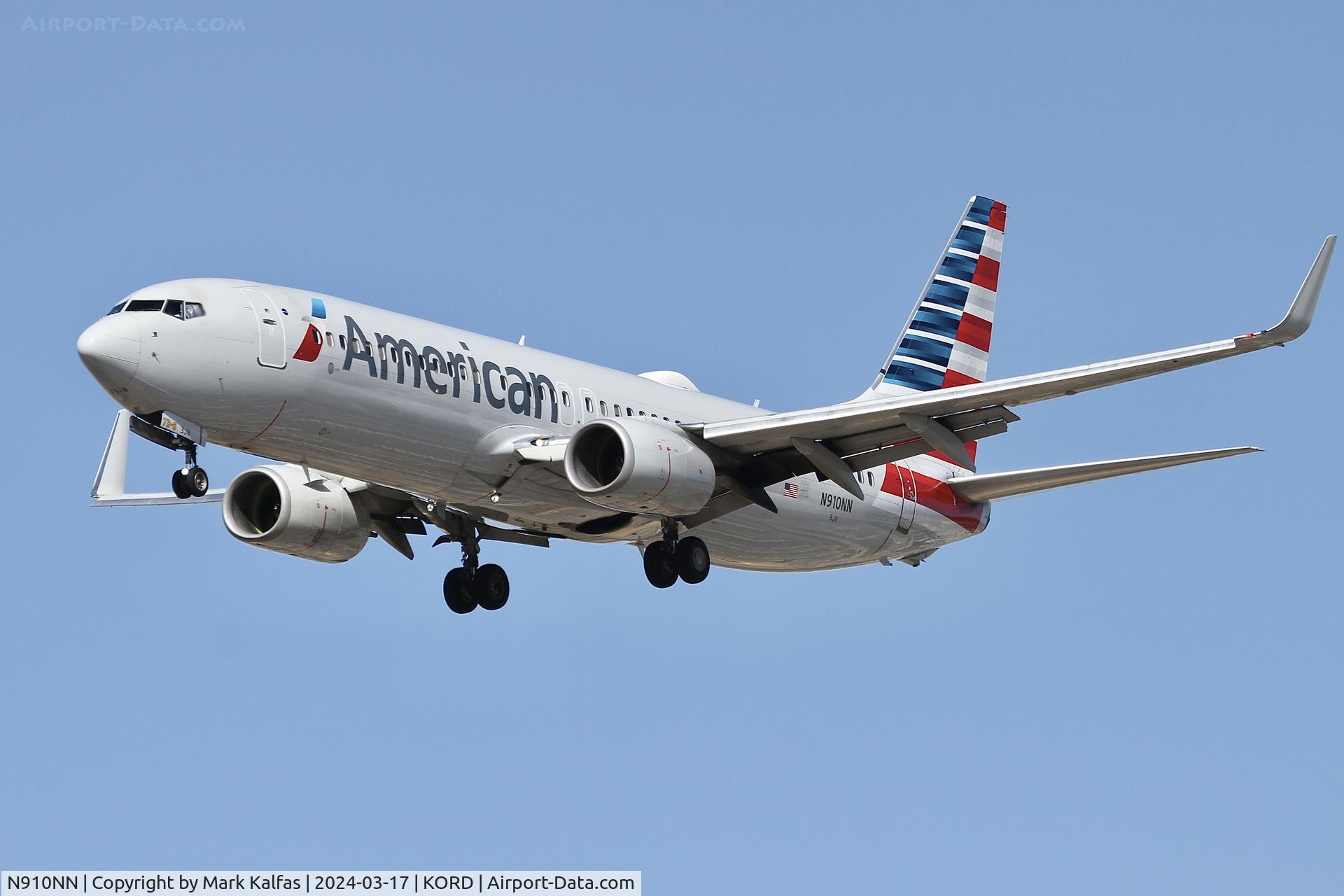 N910NN, 2012 Boeing 737-823 C/N 31160, B738 American Airlines Boeing 737-823 N910NN, 28C approach KORD