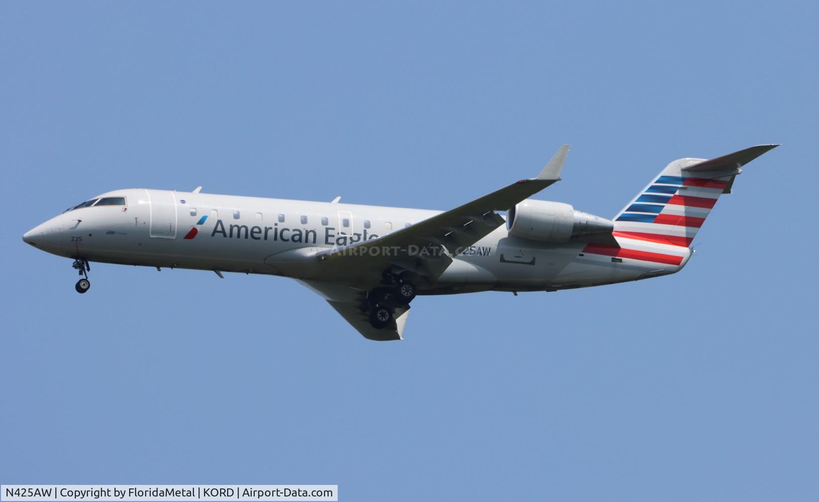 N425AW, 2002 Bombardier CRJ-200LR (CL-600-2B19) C/N 7663, AWI/AE CRJ2 zx azo-ord