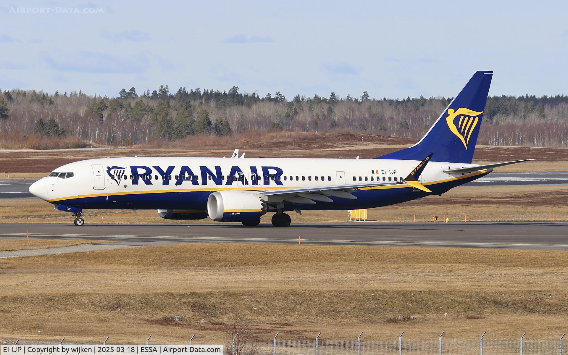 EI-IJP, 2024 Boeing 737-8 MAX 200 C/N 67103, Rwy 01L