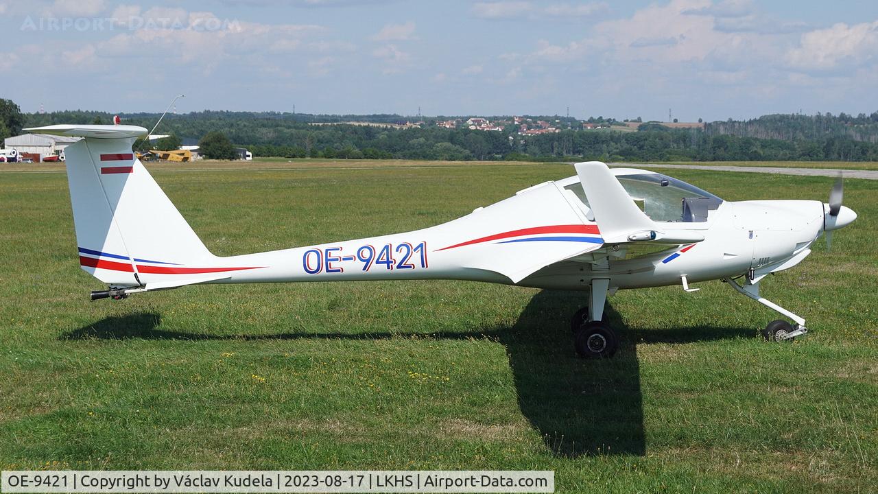 OE-9421, 1998 Diamond HK-36TTC Super Dimona C/N 36590, Built 1998