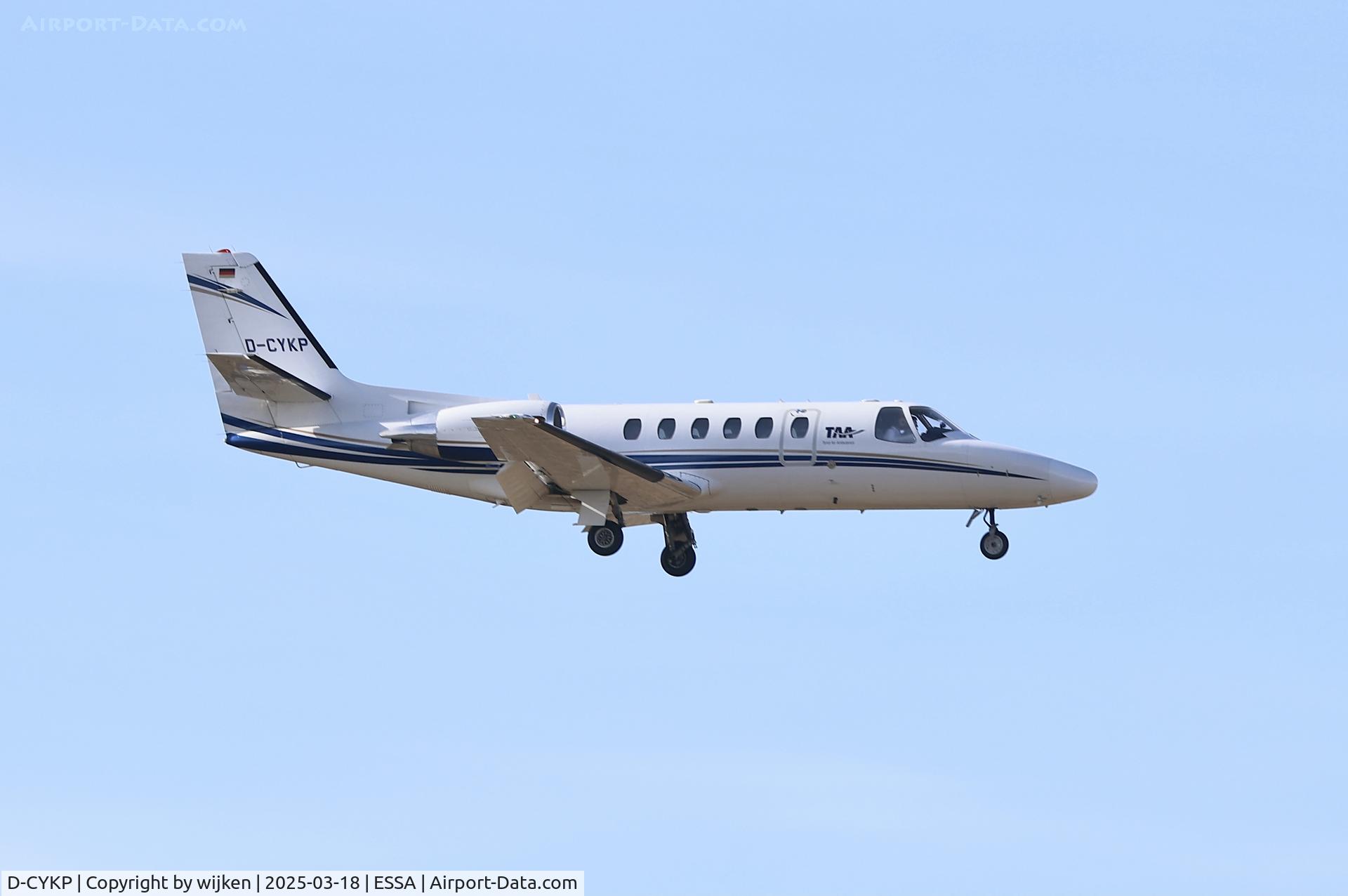 D-CYKP, 2002 Cessna 550B Citation Bravo C/N 550-1017, Rwy 01L