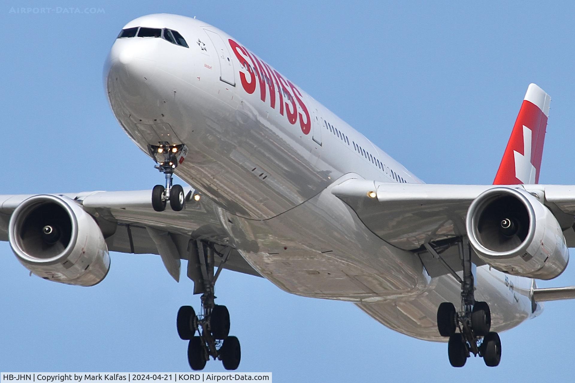 HB-JHN, 2013 Airbus A330-343X C/N 1403, A333 SWISS Airbus A330-343X , HB-JHN 