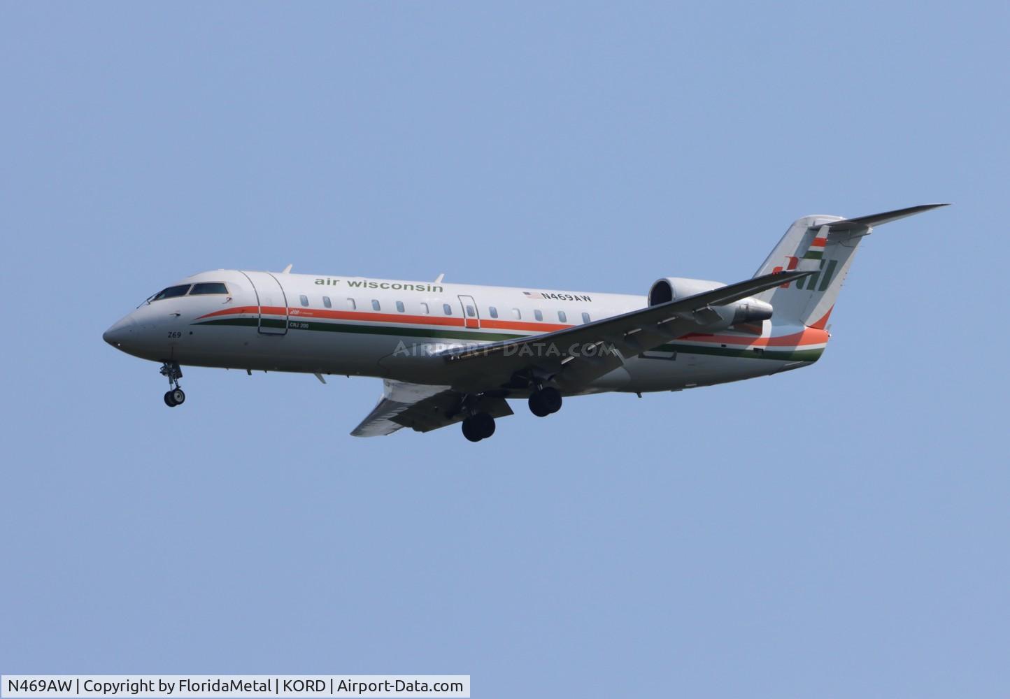 N469AW, 2004 Bombardier CRJ-200LR (CL-600-2B19) C/N 7917, AWI CRJ2 retro zx cle-ord