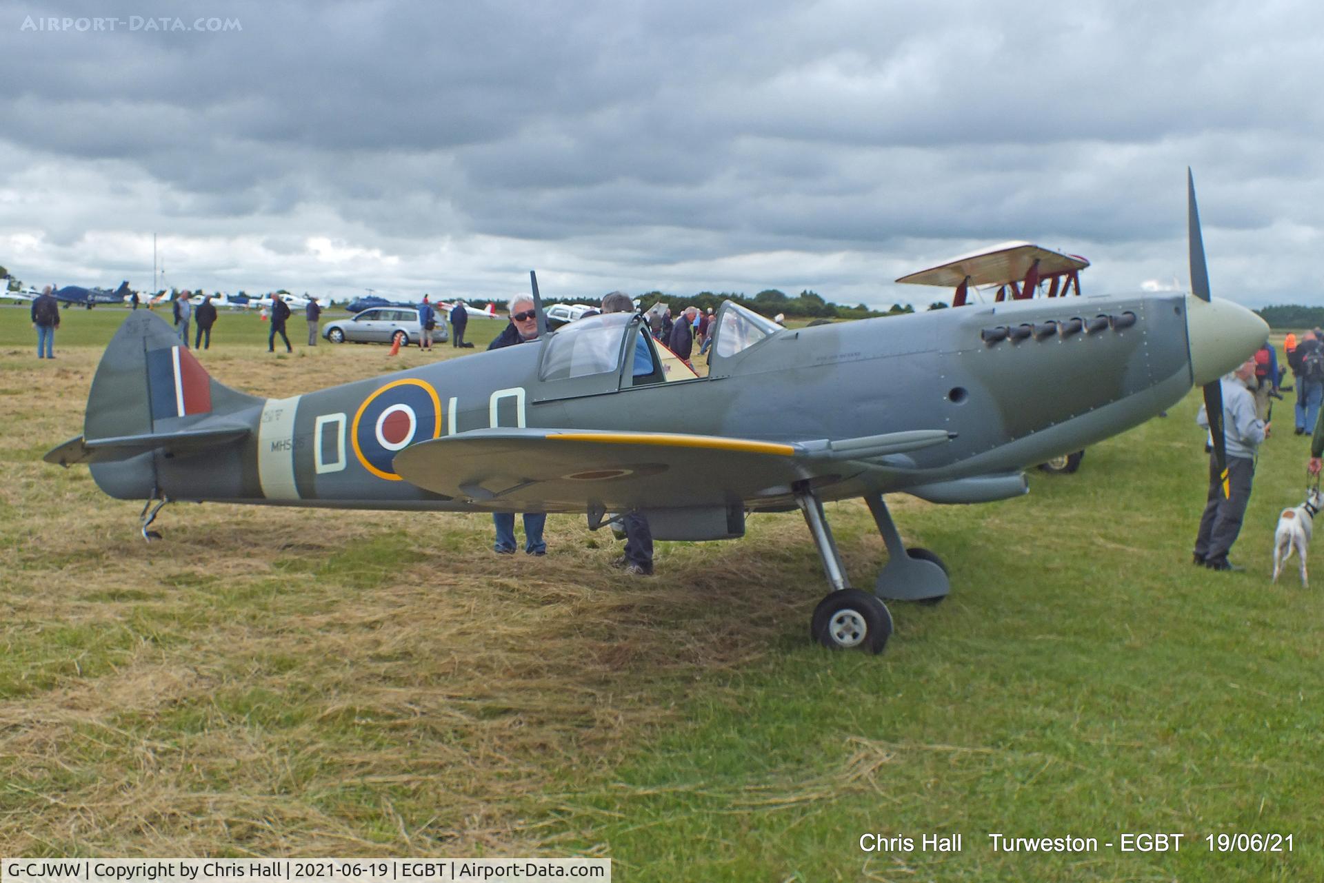 G-CJWW, 2017 Supermarine Aircraft Spitfire Mk.26 C/N LAA 324-14063, Turweston, Air Britain fly in