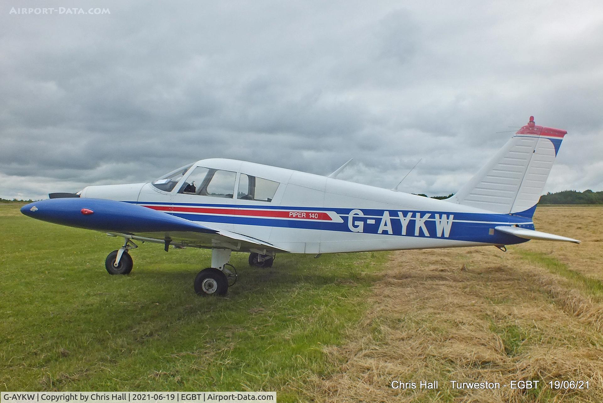 G-AYKW, 1970 Piper PA-28-140 Cherokee C/N 28-26931, Turweston, Air Britain fly in